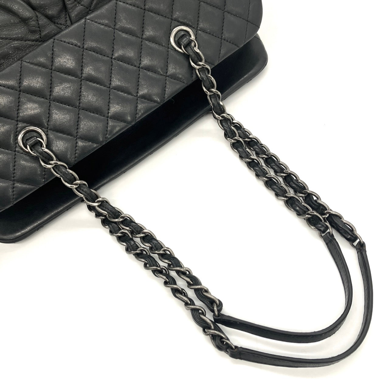 CHANEL Matelasse Chain Shoulder