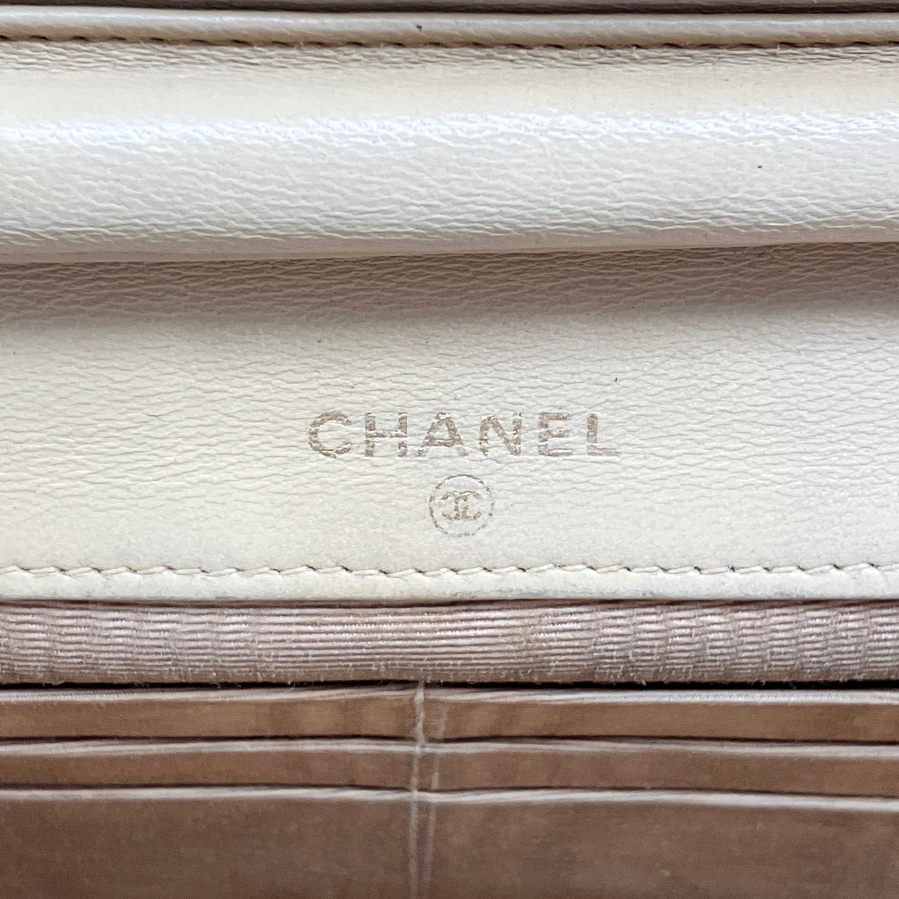 CHANEL Caviar WOC