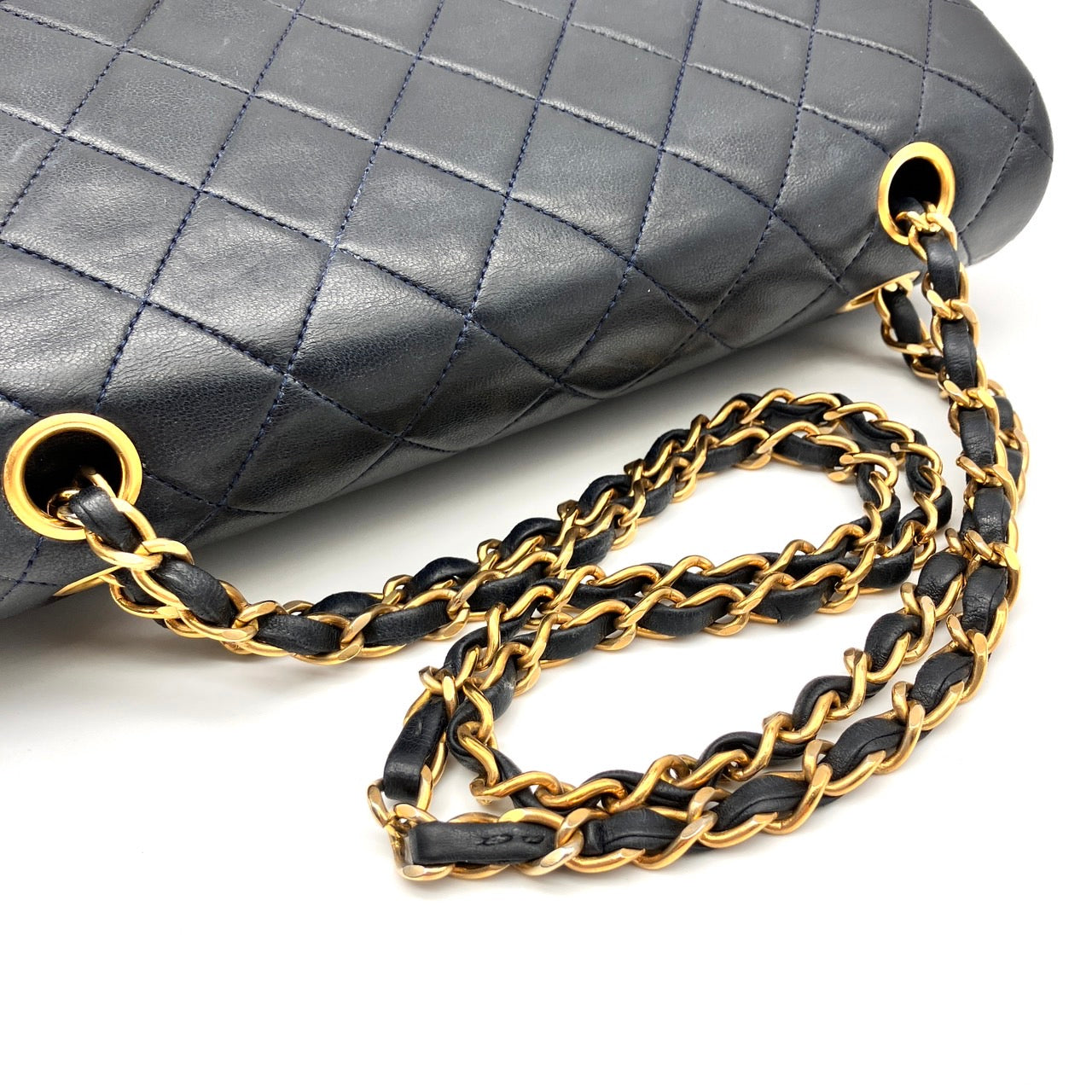 CHANEL Matelasse lambskin chain shoulder