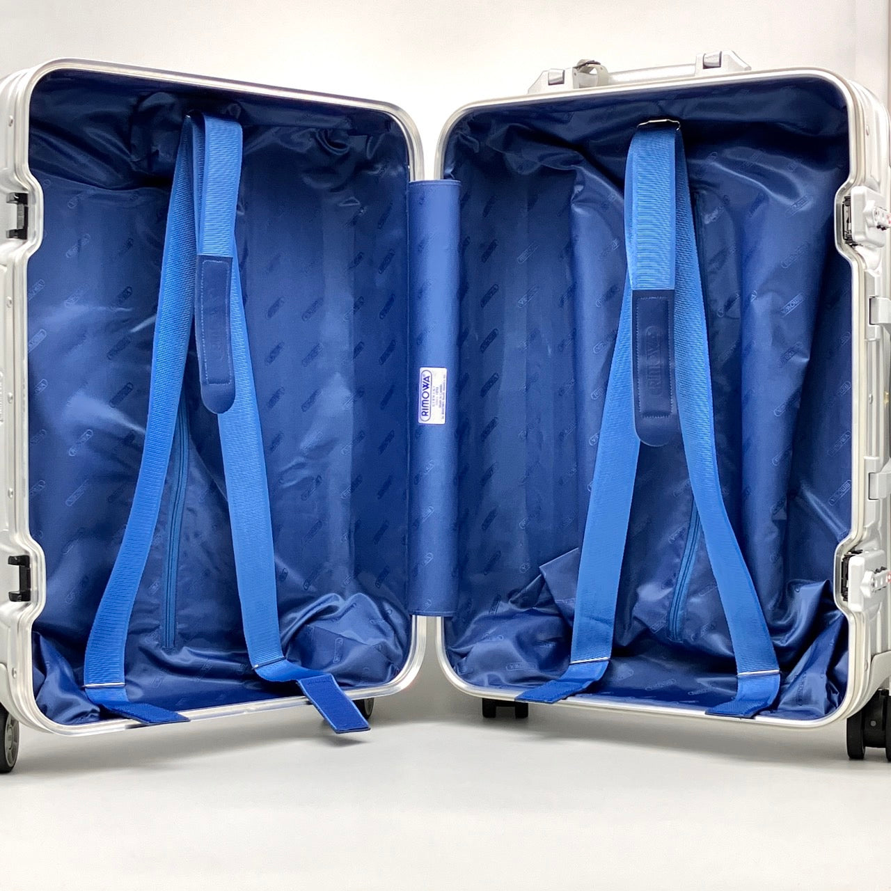 RIMOWA Topaz Carry case Carry-on
