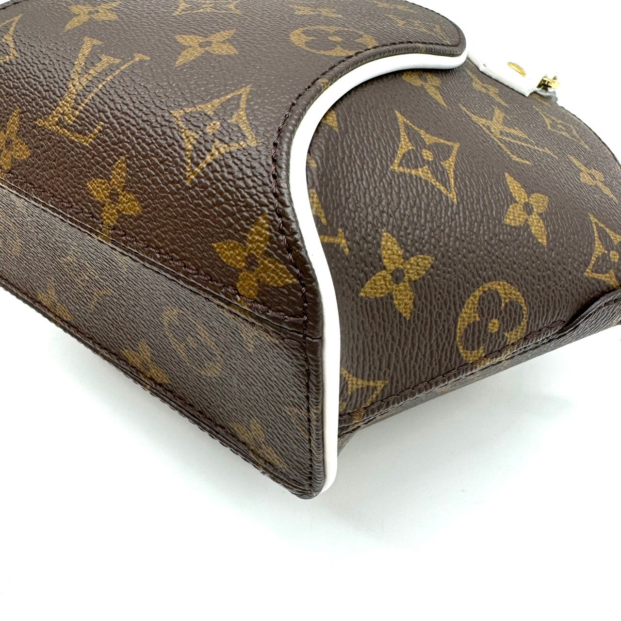 LOUIS VUITTON LV match Ellipse BB