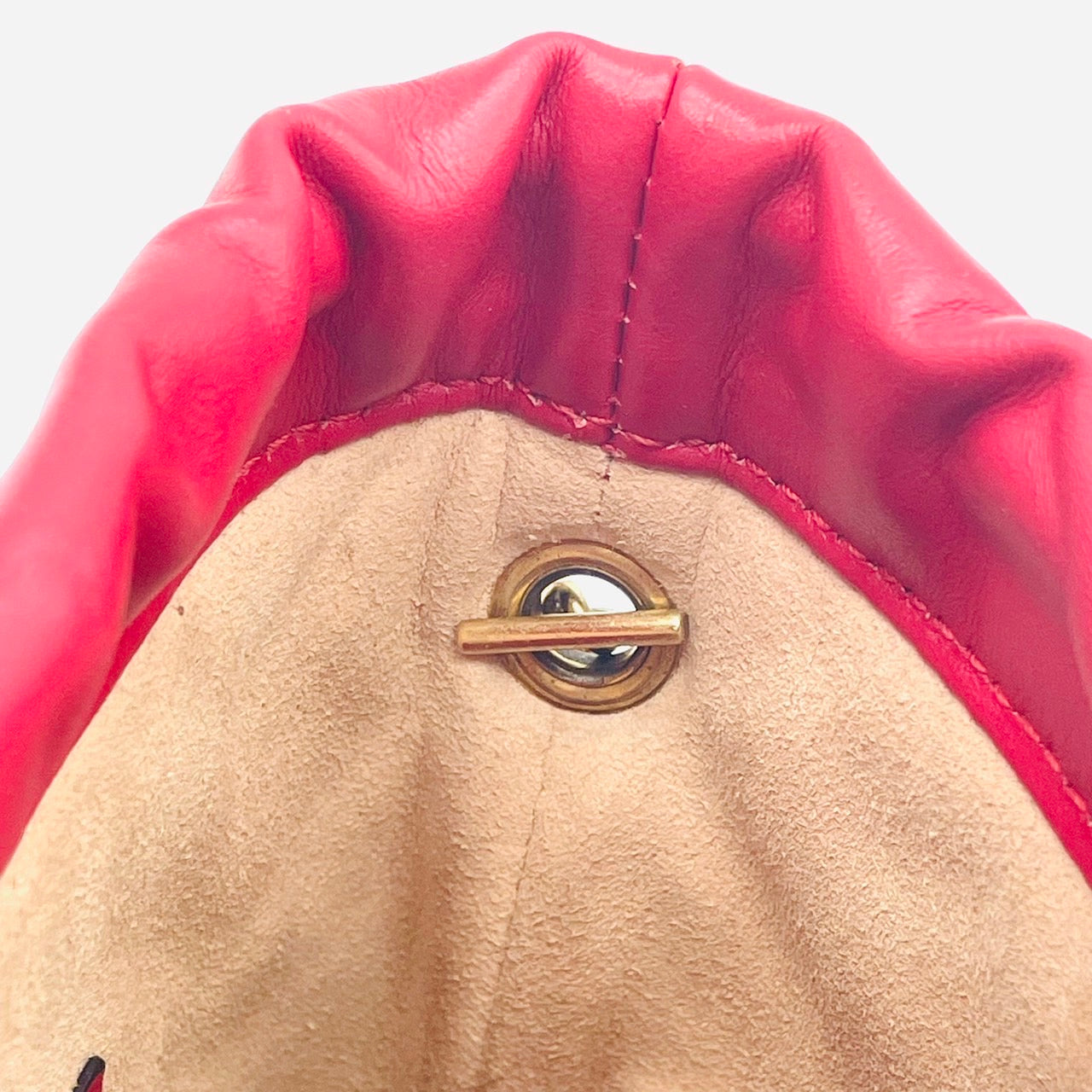 GUCCI GG Marmont Mini Bucket Bag