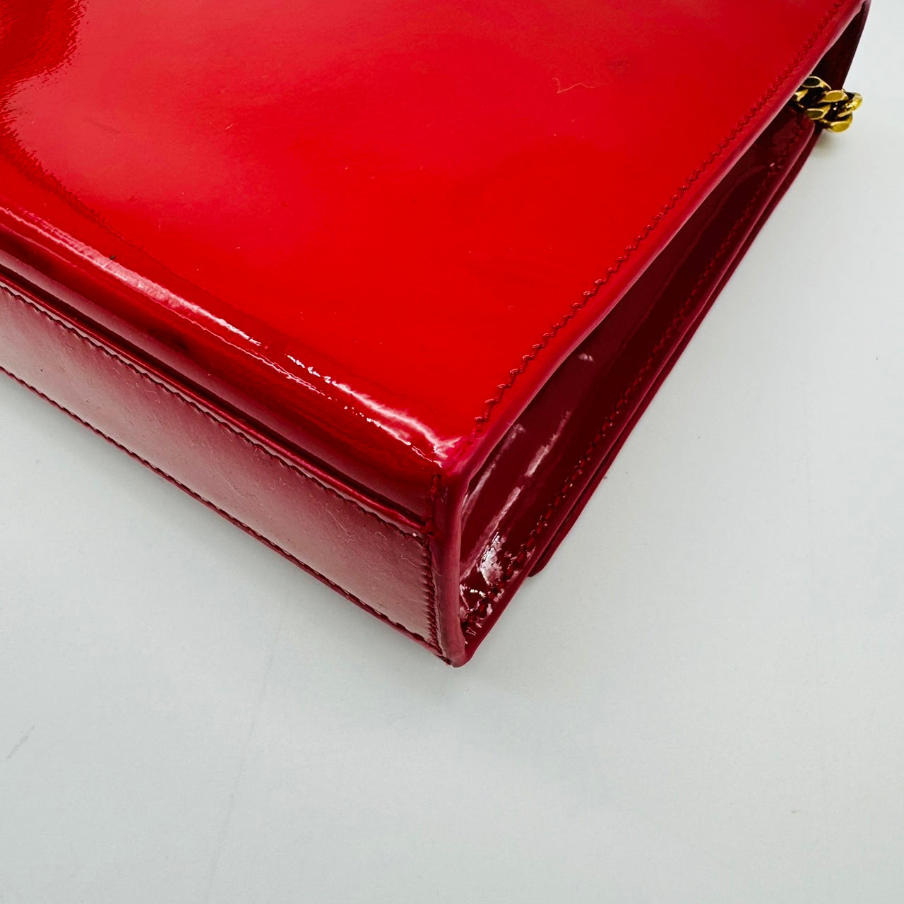 SAINT LAURENT PARIS Classic Kate Shoulder Bag Red