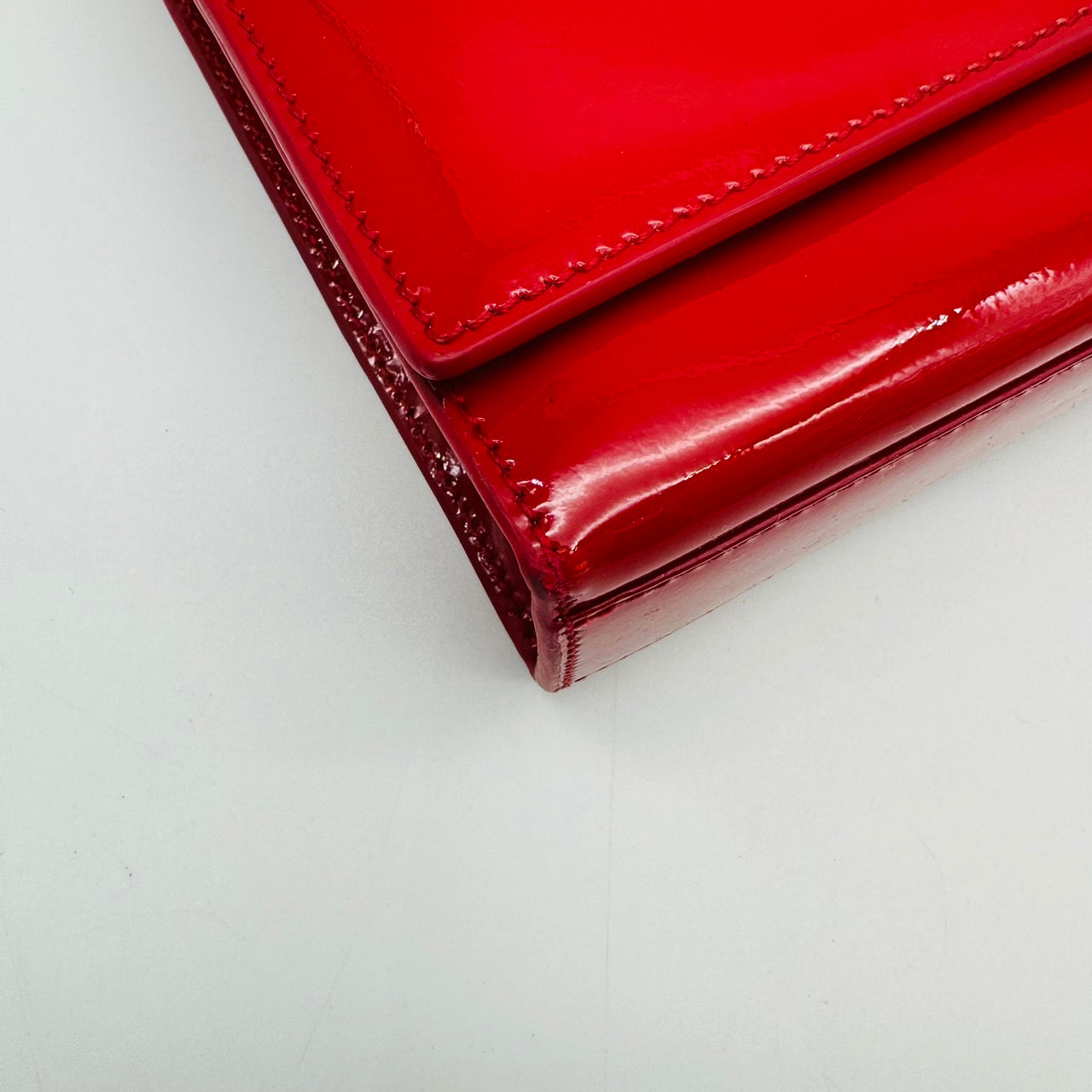 SAINT LAURENT PARIS Classic Kate Shoulder Bag Red