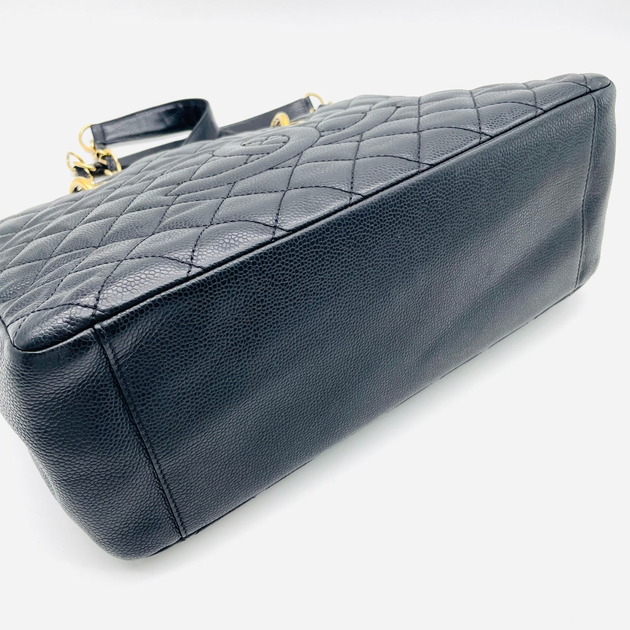 CHANEL GST Tote Bag Caviar Skin