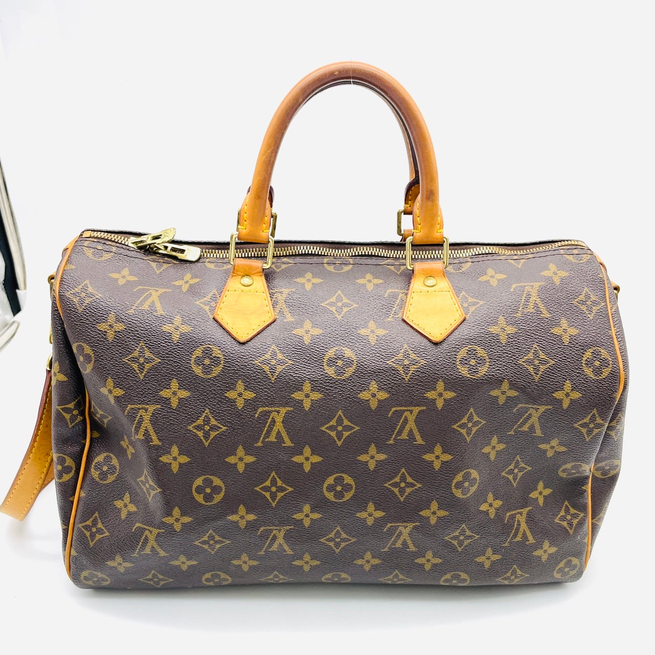 LOUIS VUITTON Monogram Speedy Bandrière 35