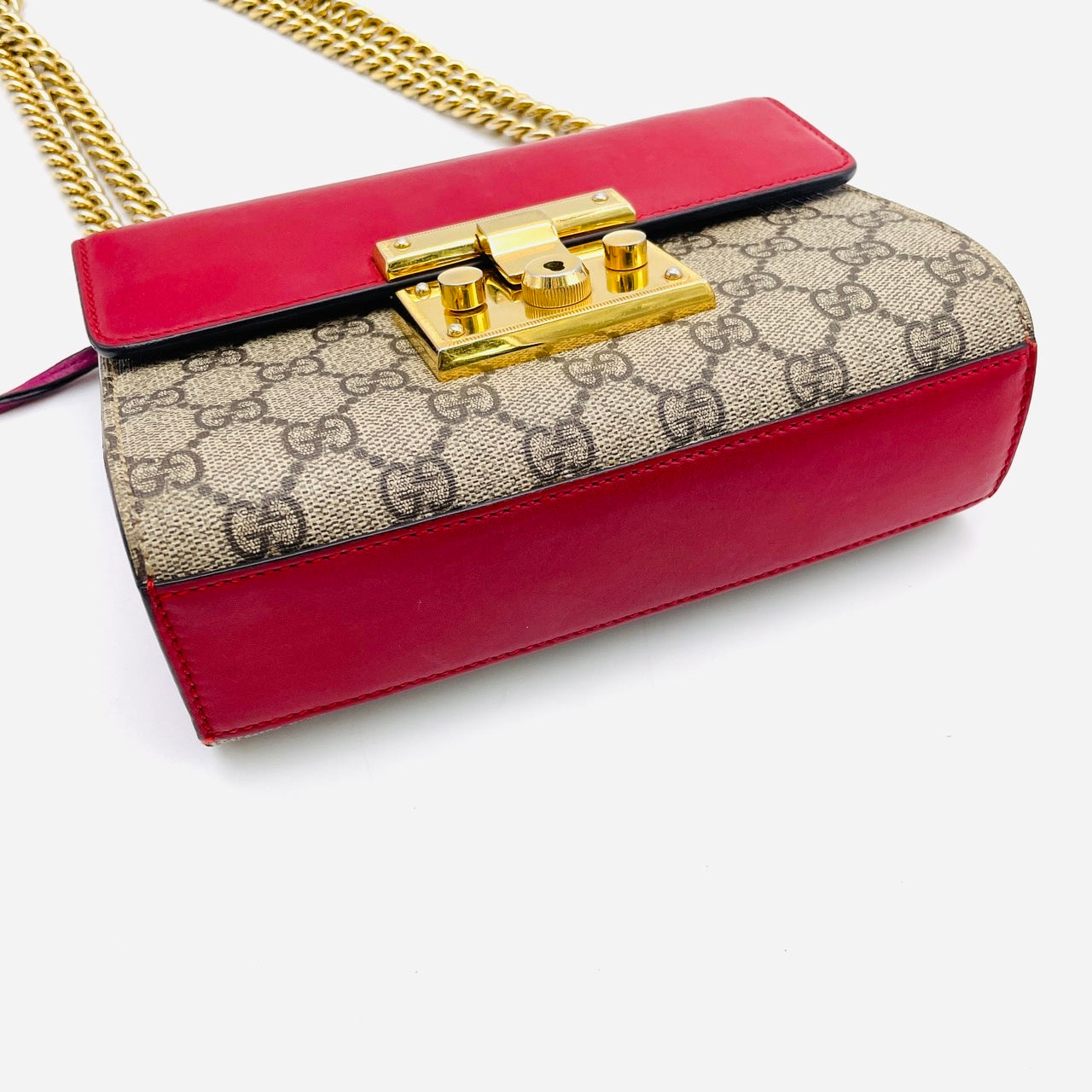 GUCCI chain shoulder bag