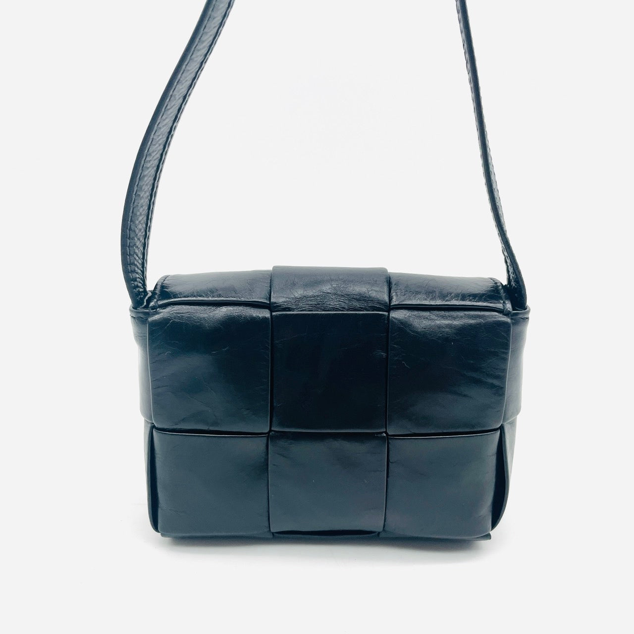 BOTTEGA VENETA Maxi Intrecciato Candy Shoulder Bag Black