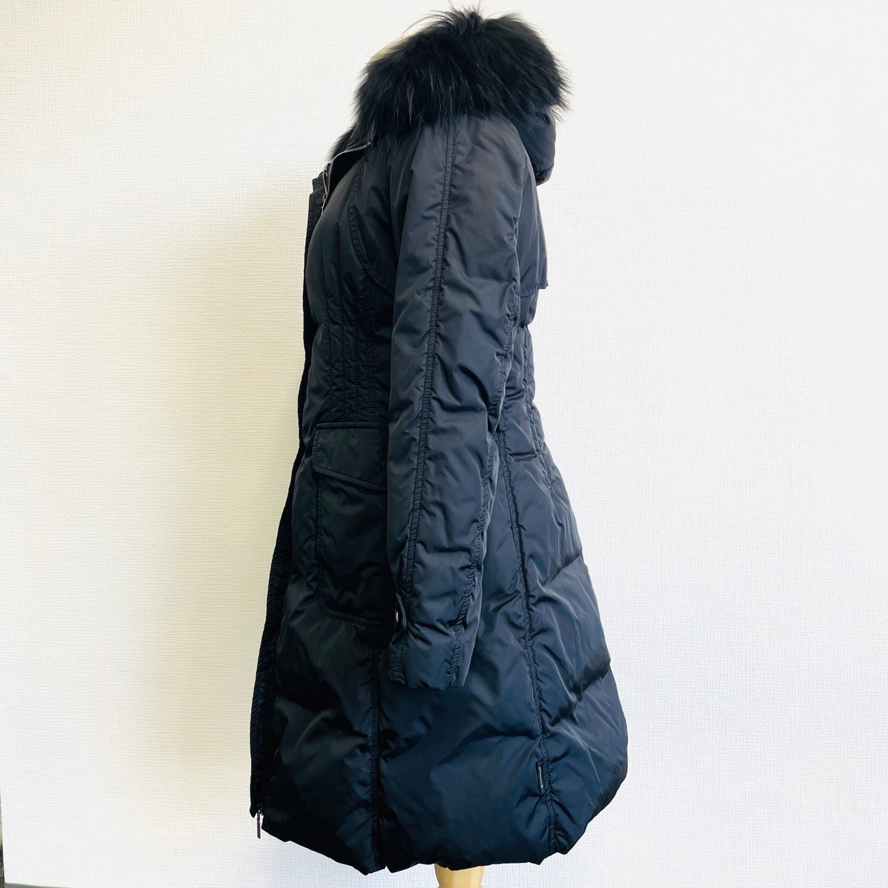 MONCLER DAURADE Down Jacket black