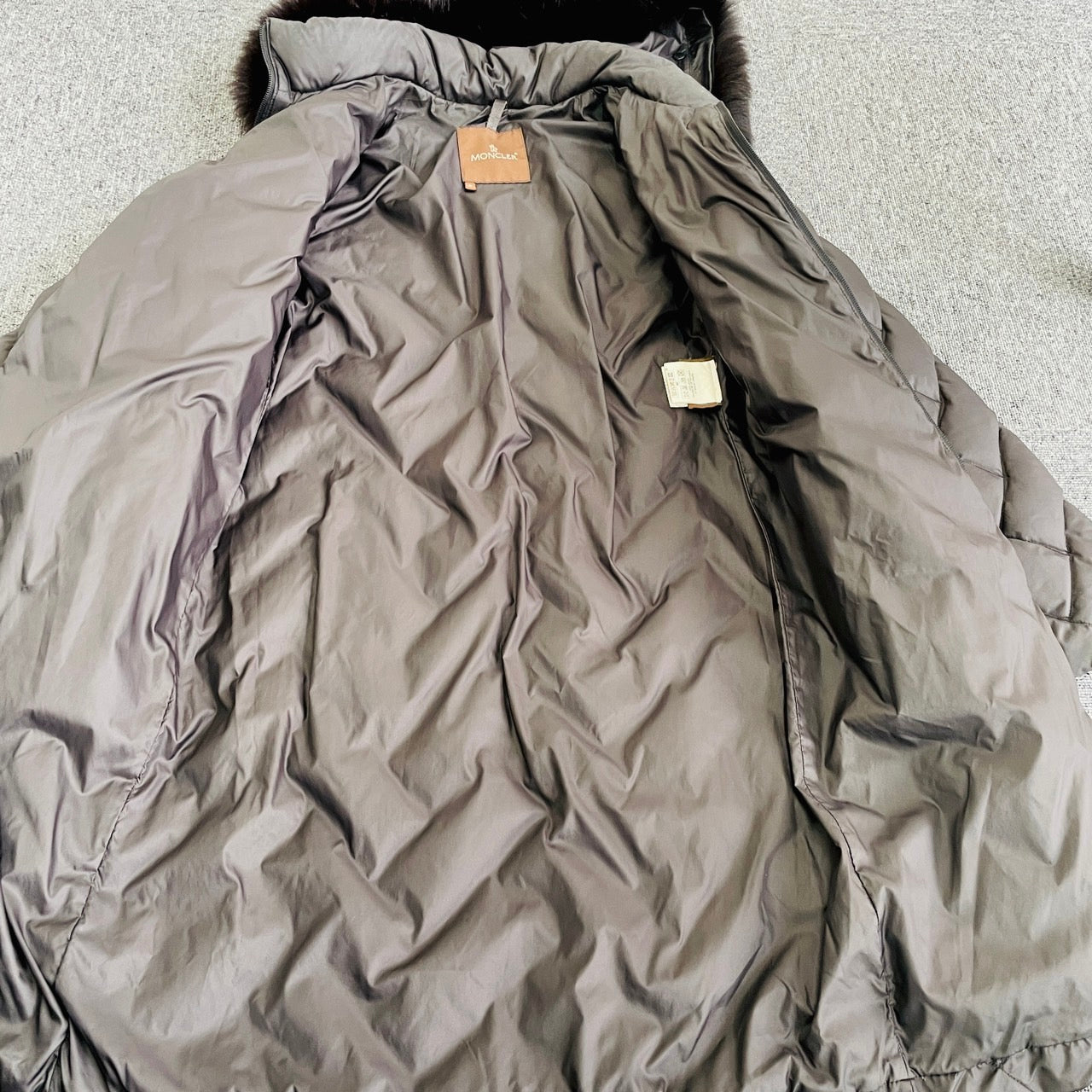 MONCLER Down coat fox fur black