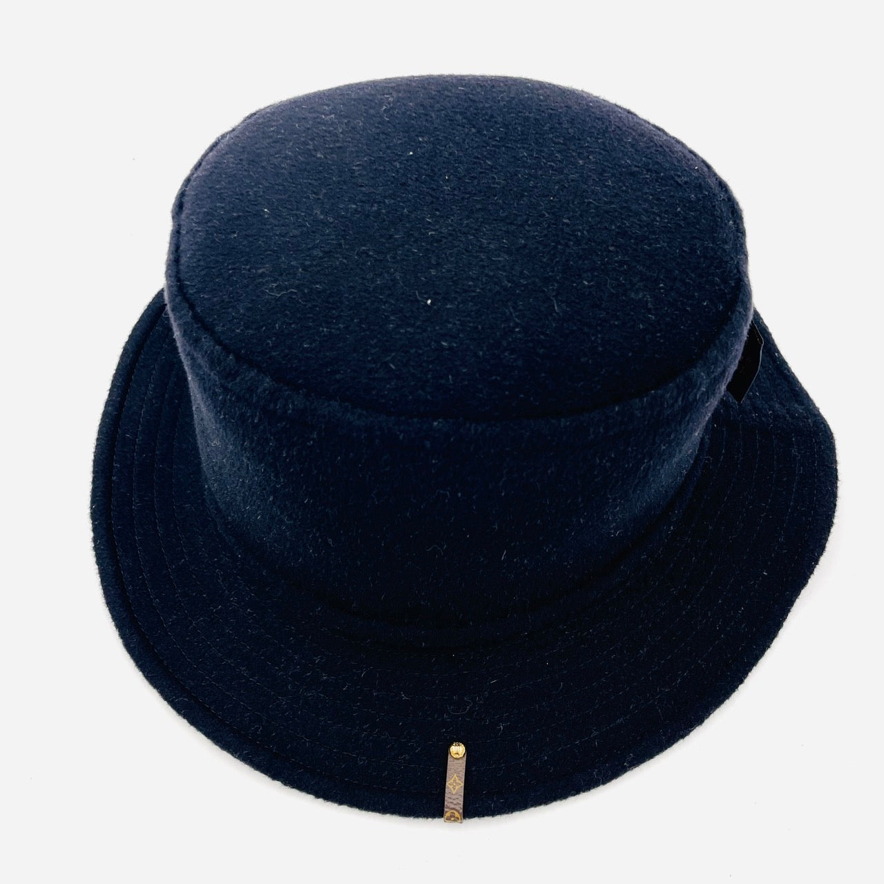 LOUIS VUITTON Monogram Bob Carry On Bucket Hat Reversible