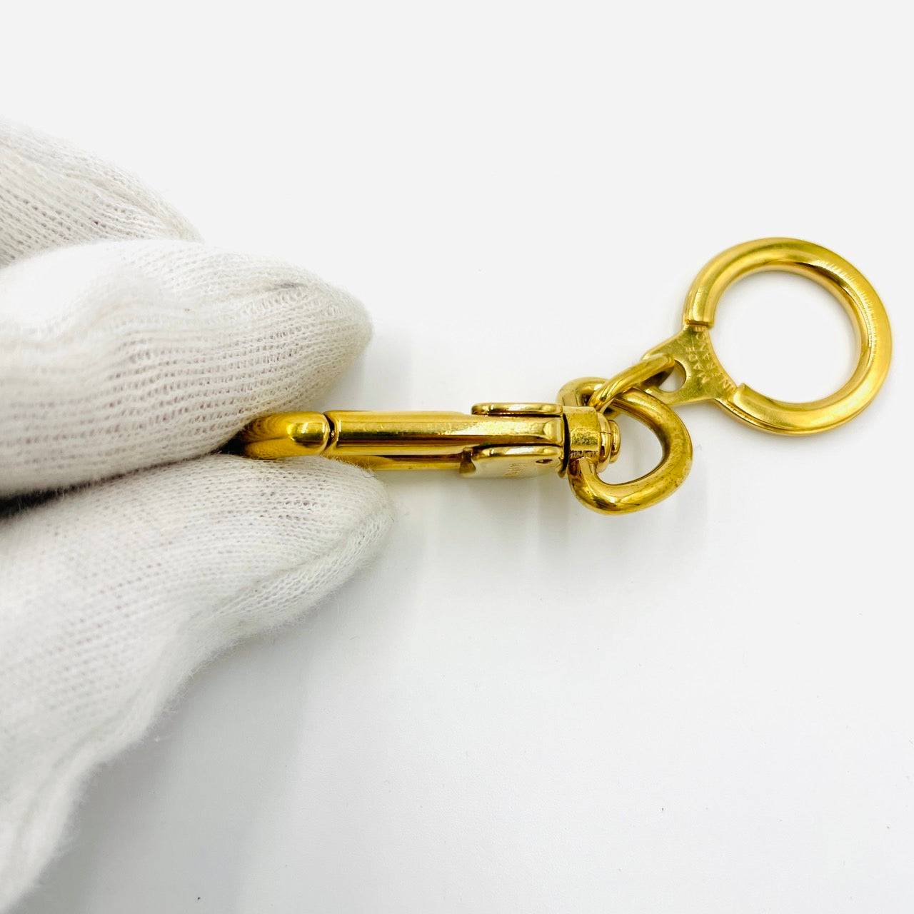 LOUIS VUITTON Alecre Key Charm