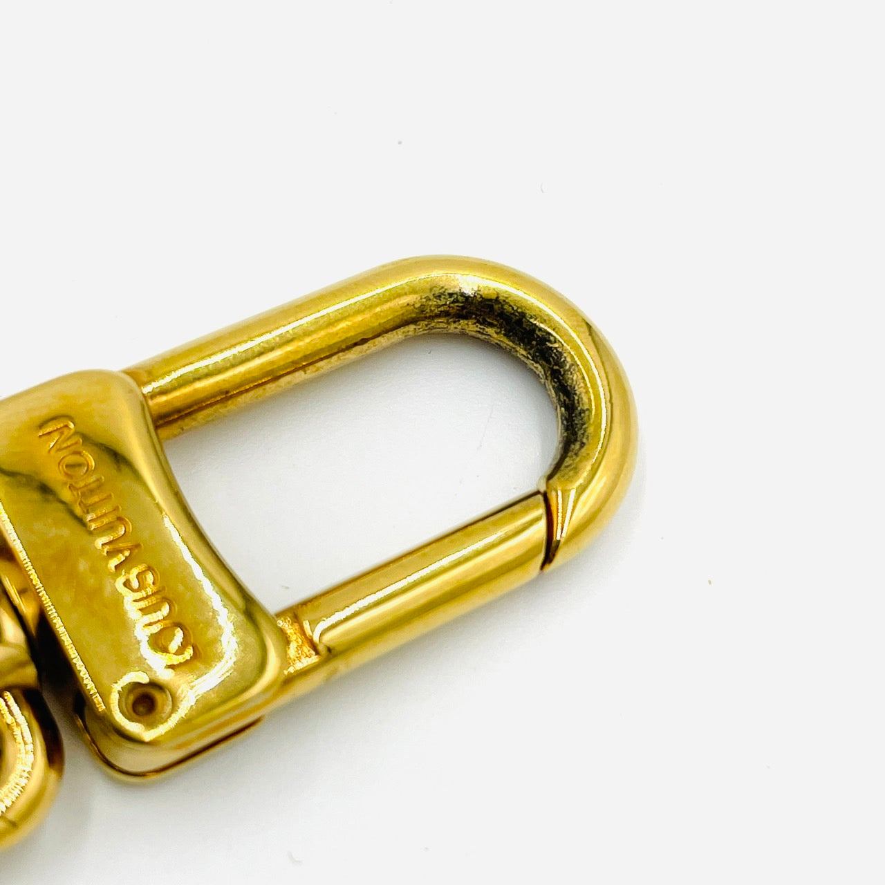 LOUIS VUITTON Alecre Key Charm