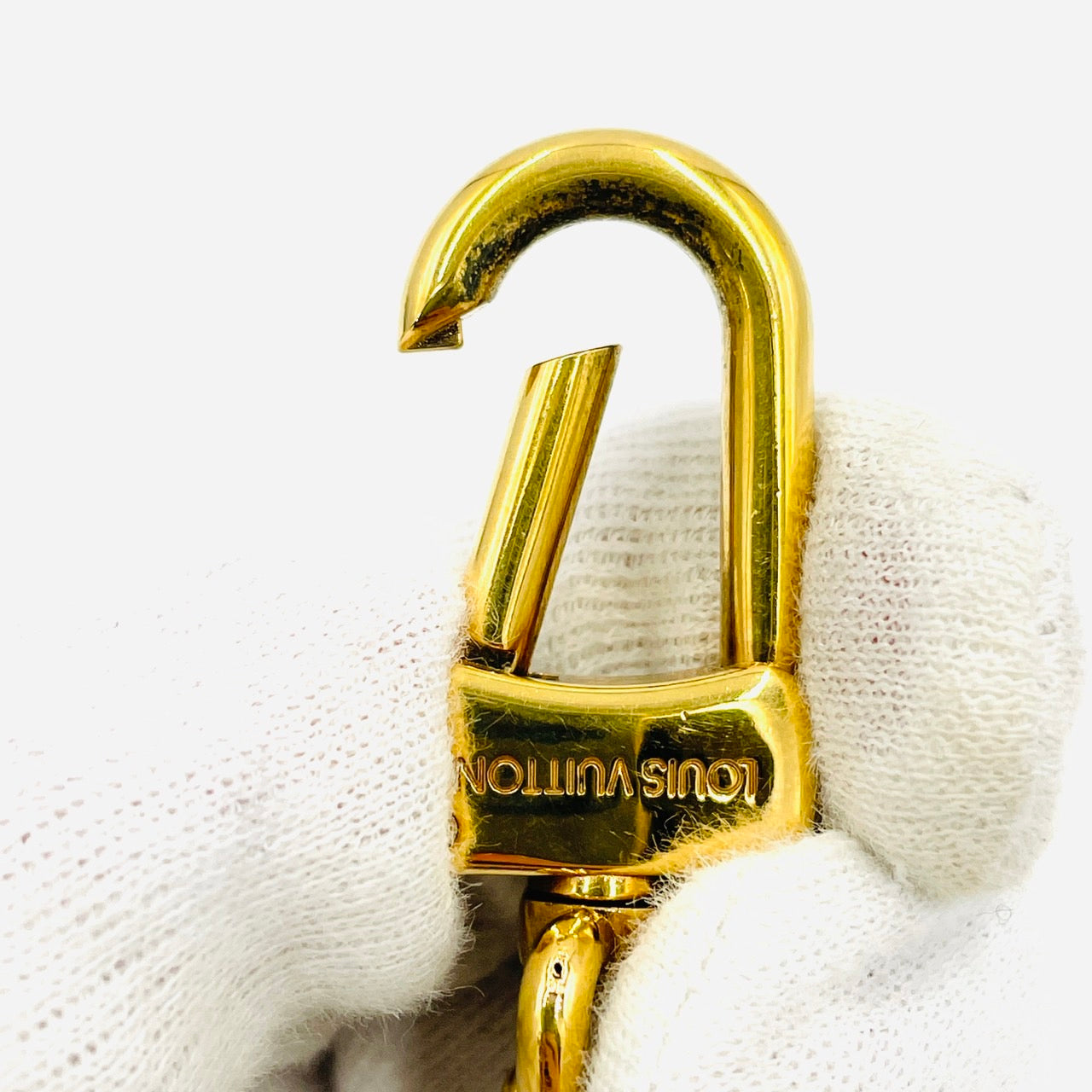 LOUIS VUITTON Alecre Key Charm
