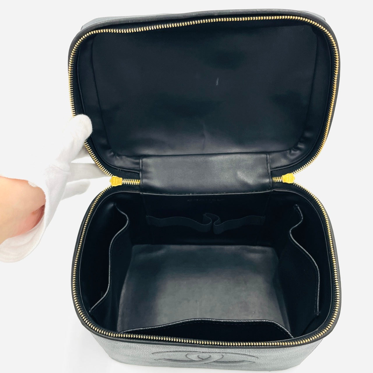 CHANEL Cavier skin Vanity Bag