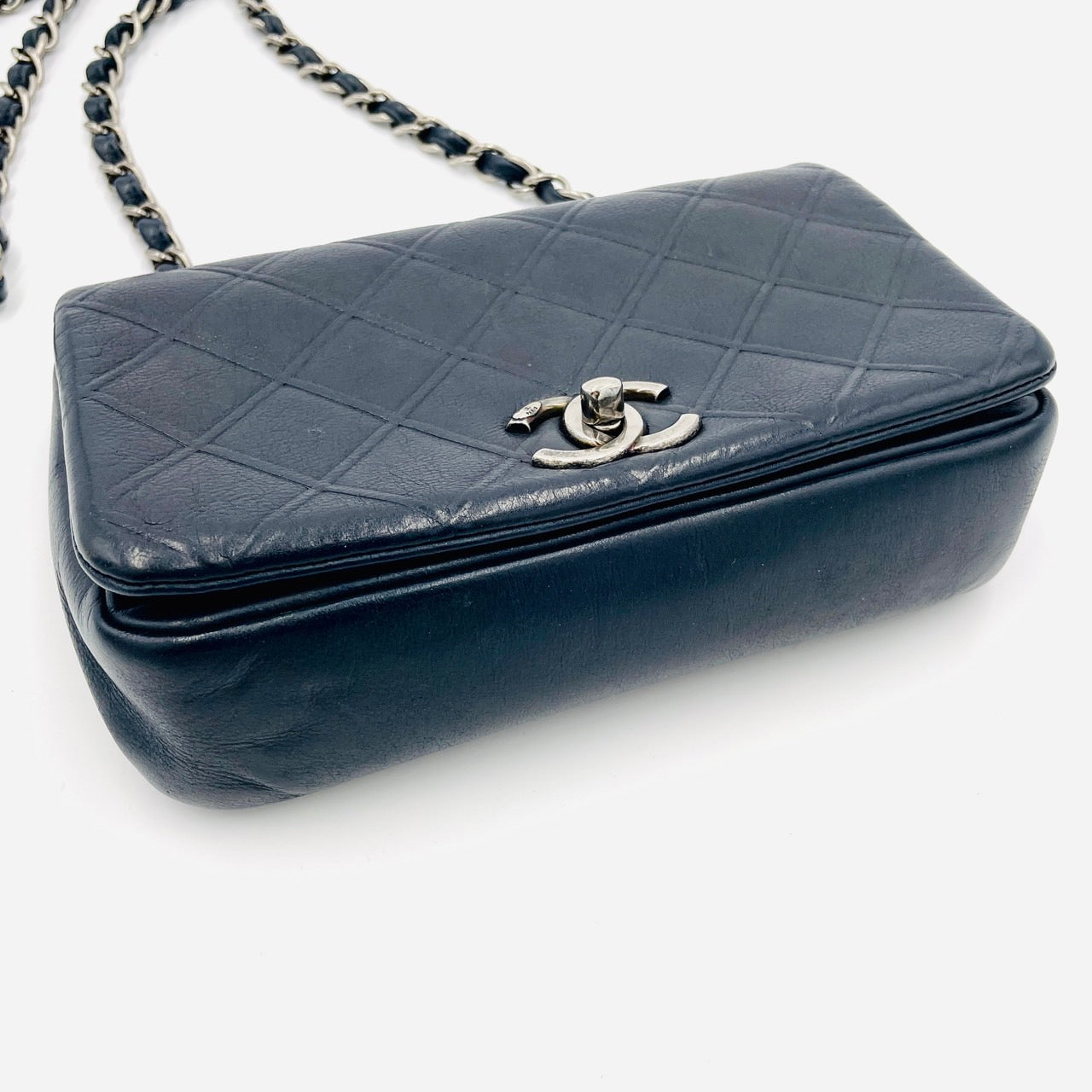 Chanel Matelasse Coco Mark Turn Lock Chain Flap navy Lamb Skin