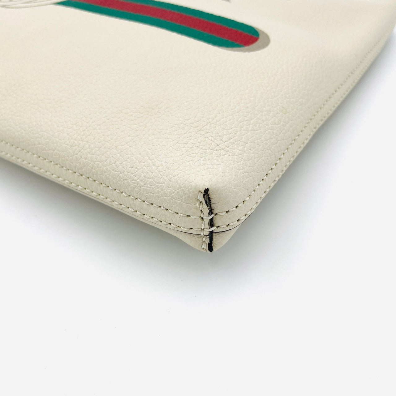 GUCCI Logo Print Leather Clutch Bag White Beige