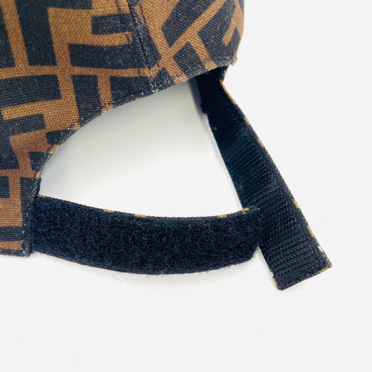 FENDI Zukka Cap Brown Free size