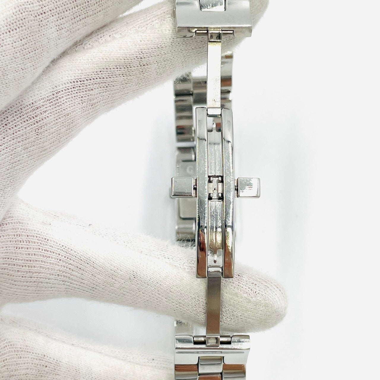 GUCCI WATCH Silver 2305L Quotes QZ Black Unisex