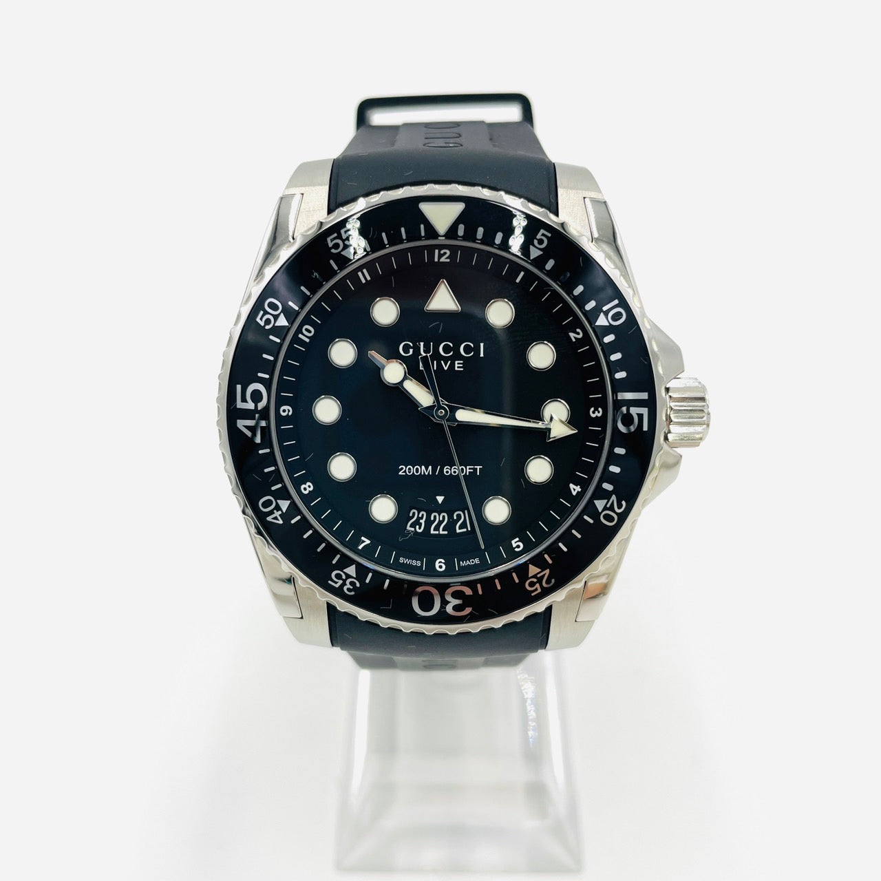 GUCCI Dive Men Watch Black Stainless Steel Rubber QZ