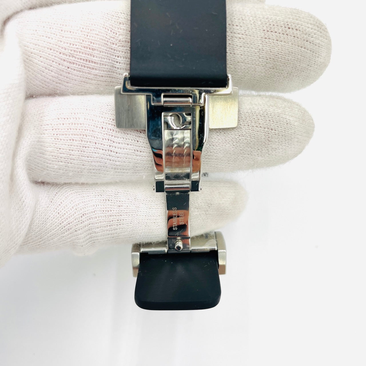 GUCCI Dive Men Watch Black Stainless Steel Rubber QZ
