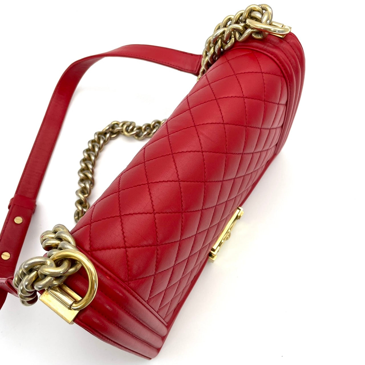 CHANEL Boy Chanel Matelassé Leather Red