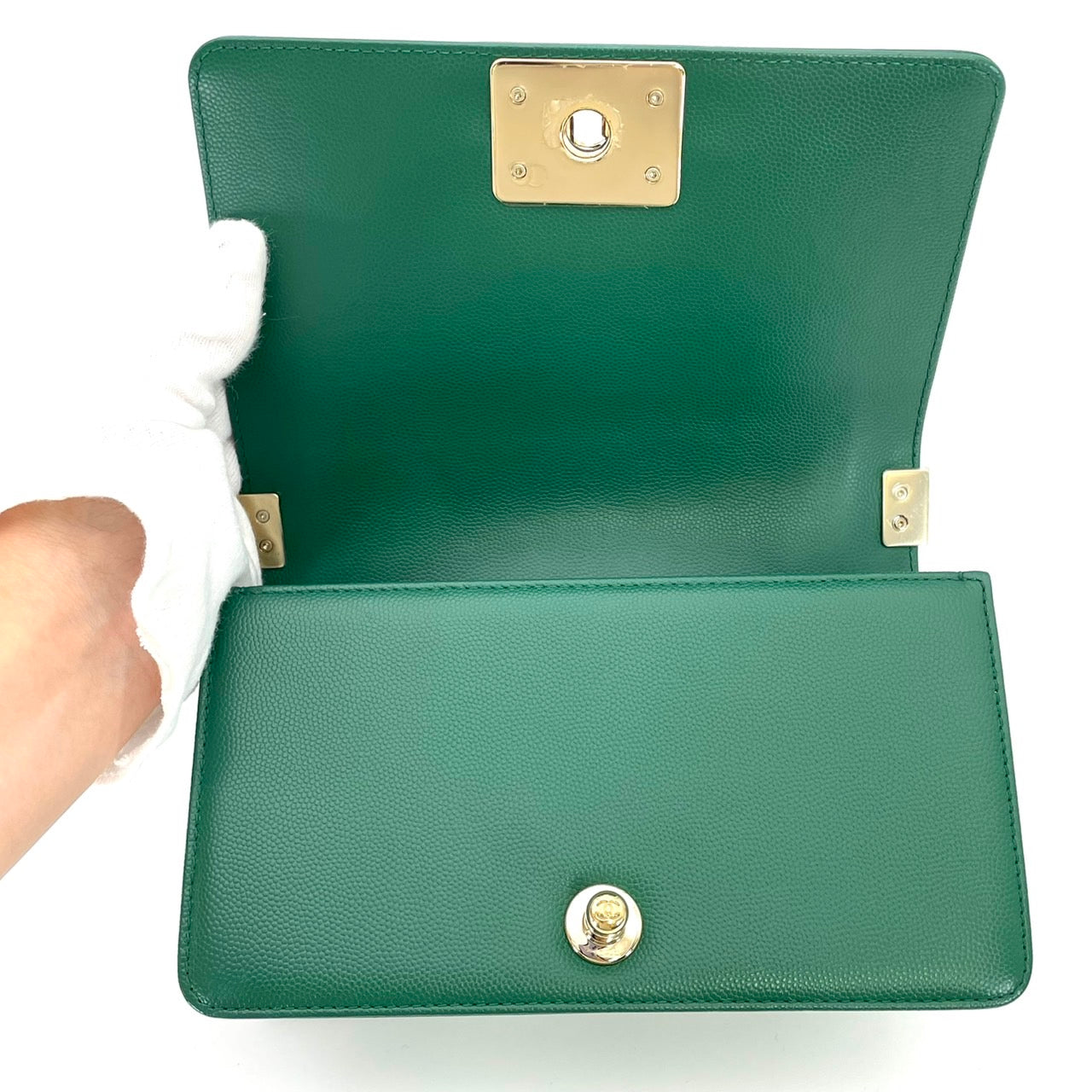 CHANEL Boy Chanel small Caviar Skin Green Gold Hardware