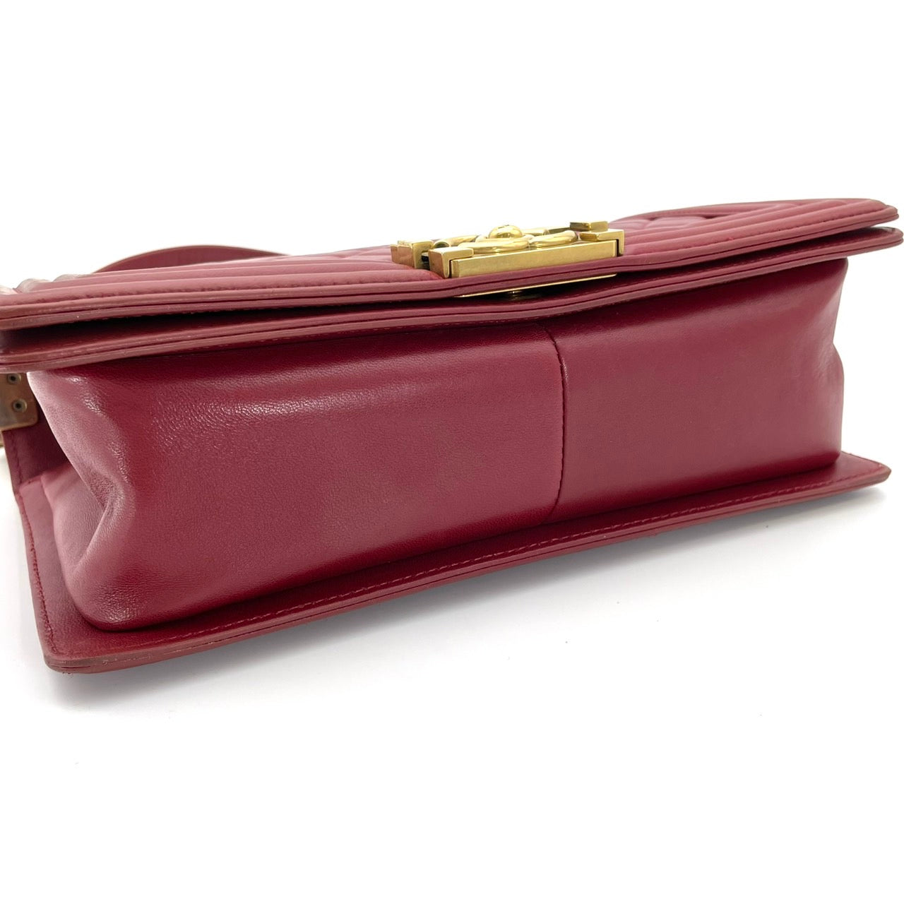 CHANEL Boy Chanel Lambskin Red Gold Hardware