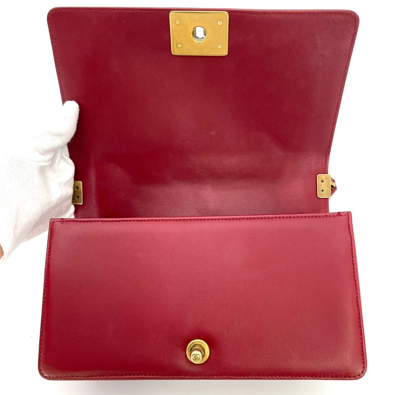 CHANEL Boy Chanel Lambskin Red Gold Hardware