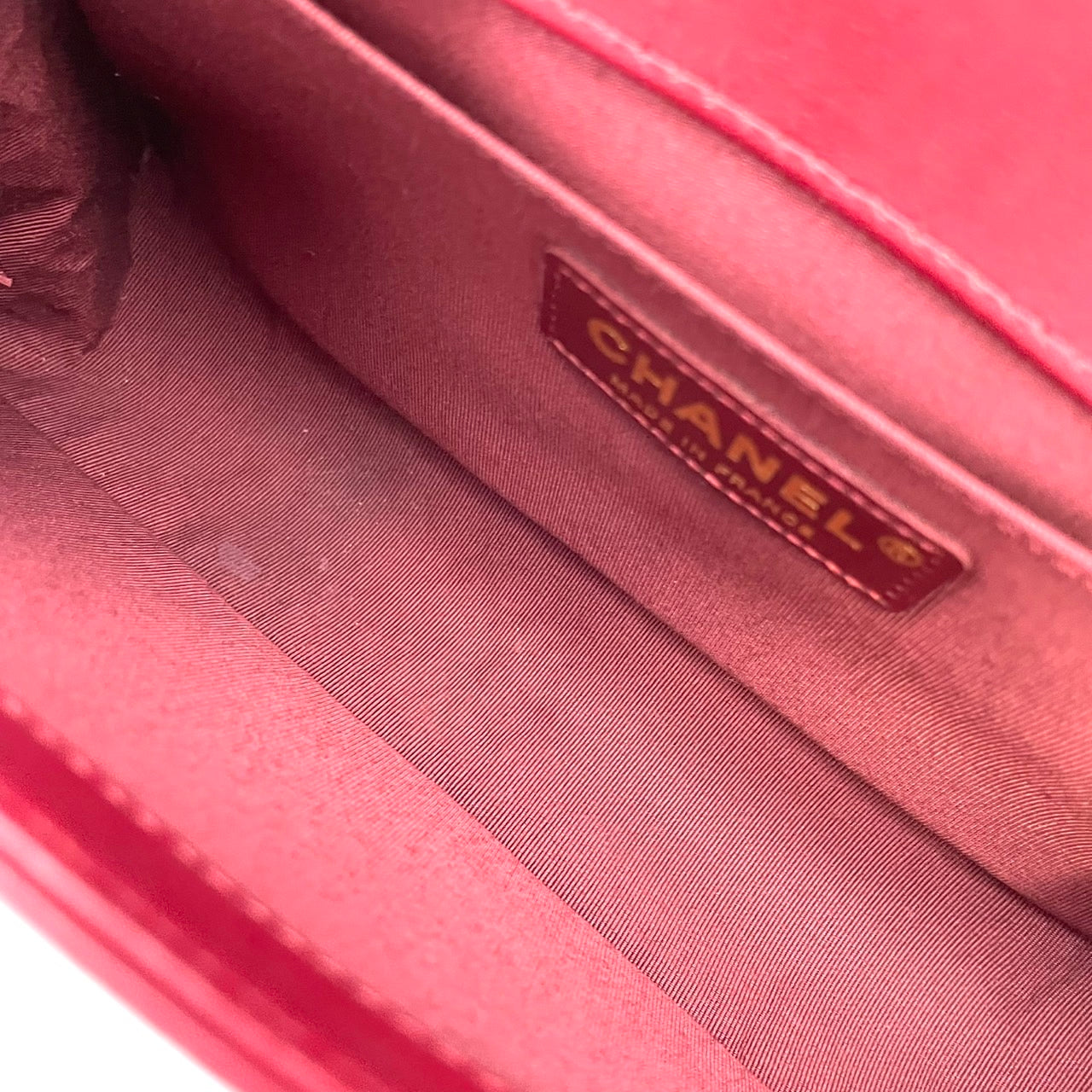 CHANEL Boy Chanel Lambskin Red Gold Hardware