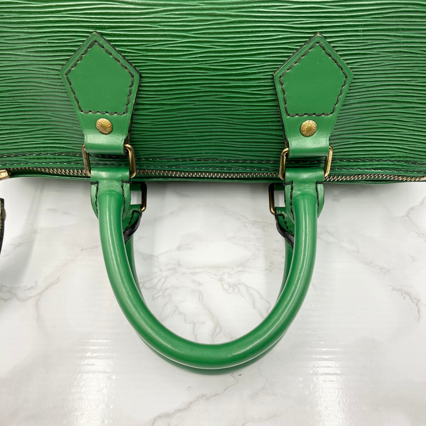 LOUIS VUITTON Epi Speedy 25