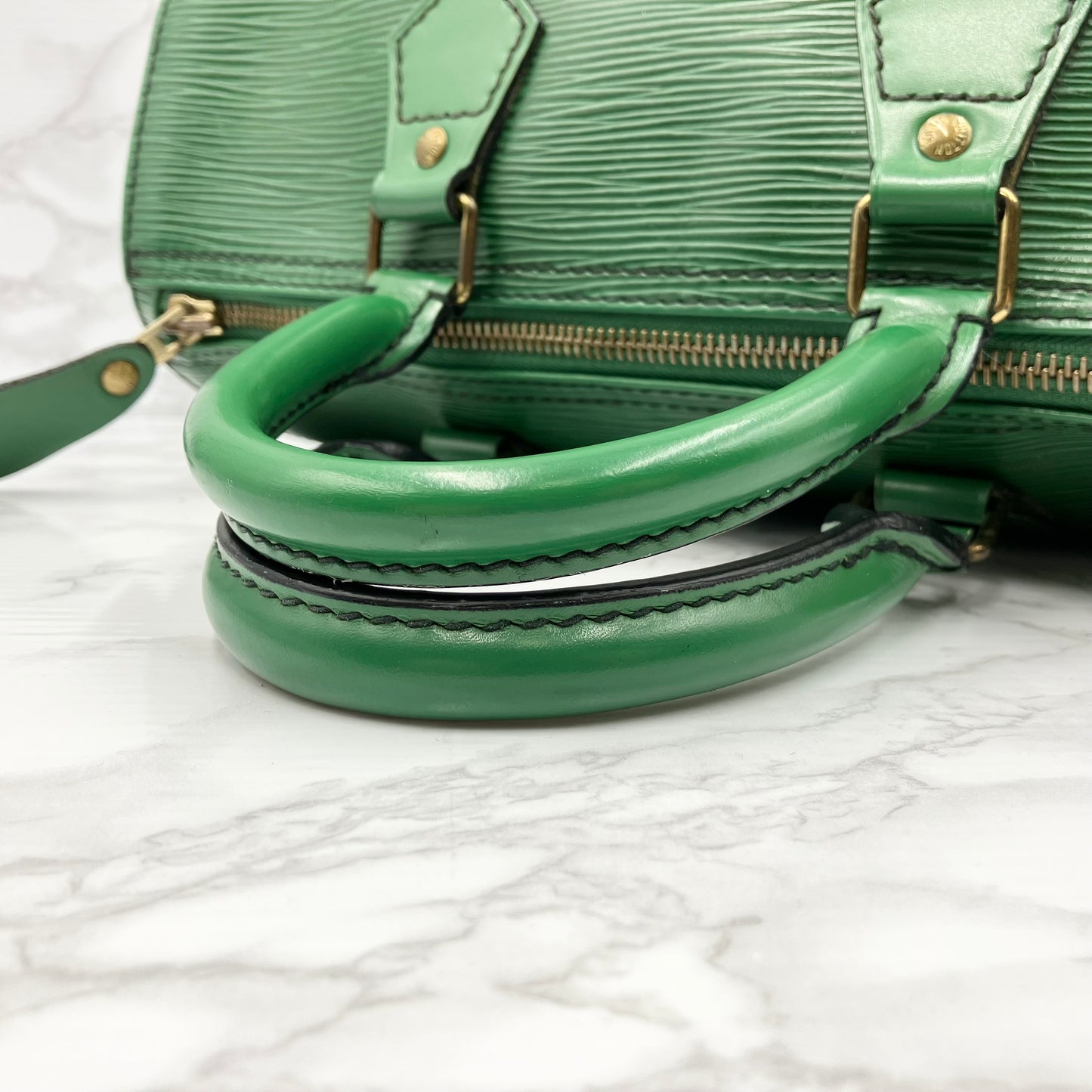 LOUIS VUITTON Epi Speedy 25