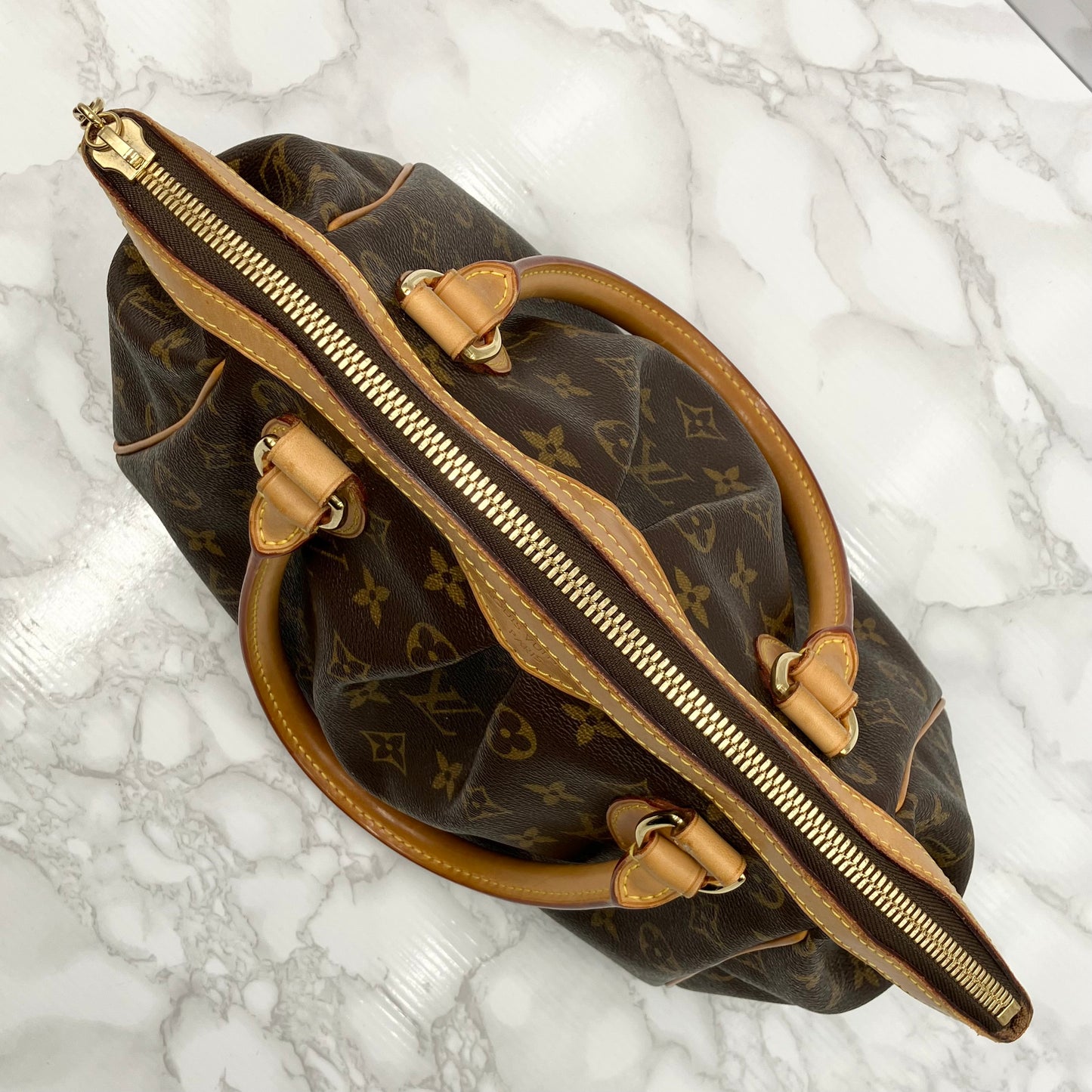 LOUIS VUITTON monogram Tivoli