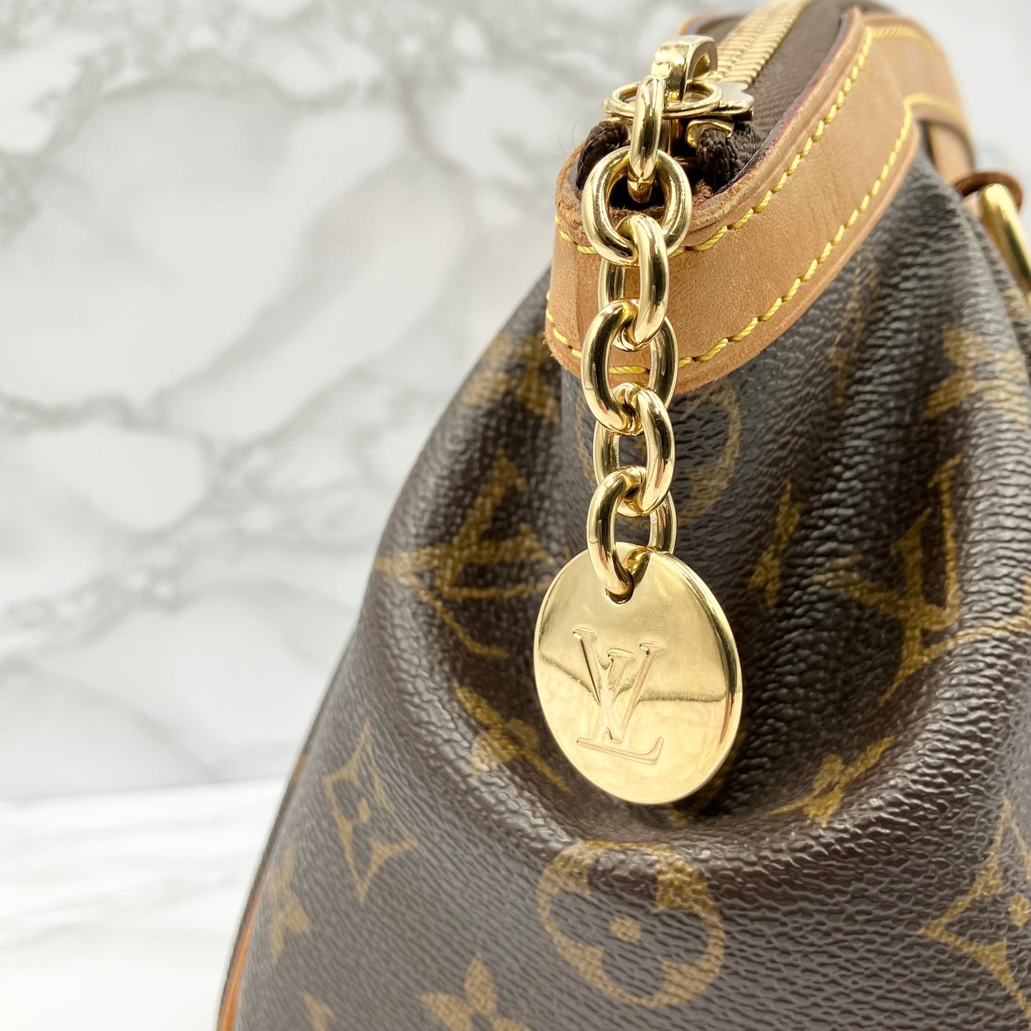 LOUIS VUITTON monogram Tivoli