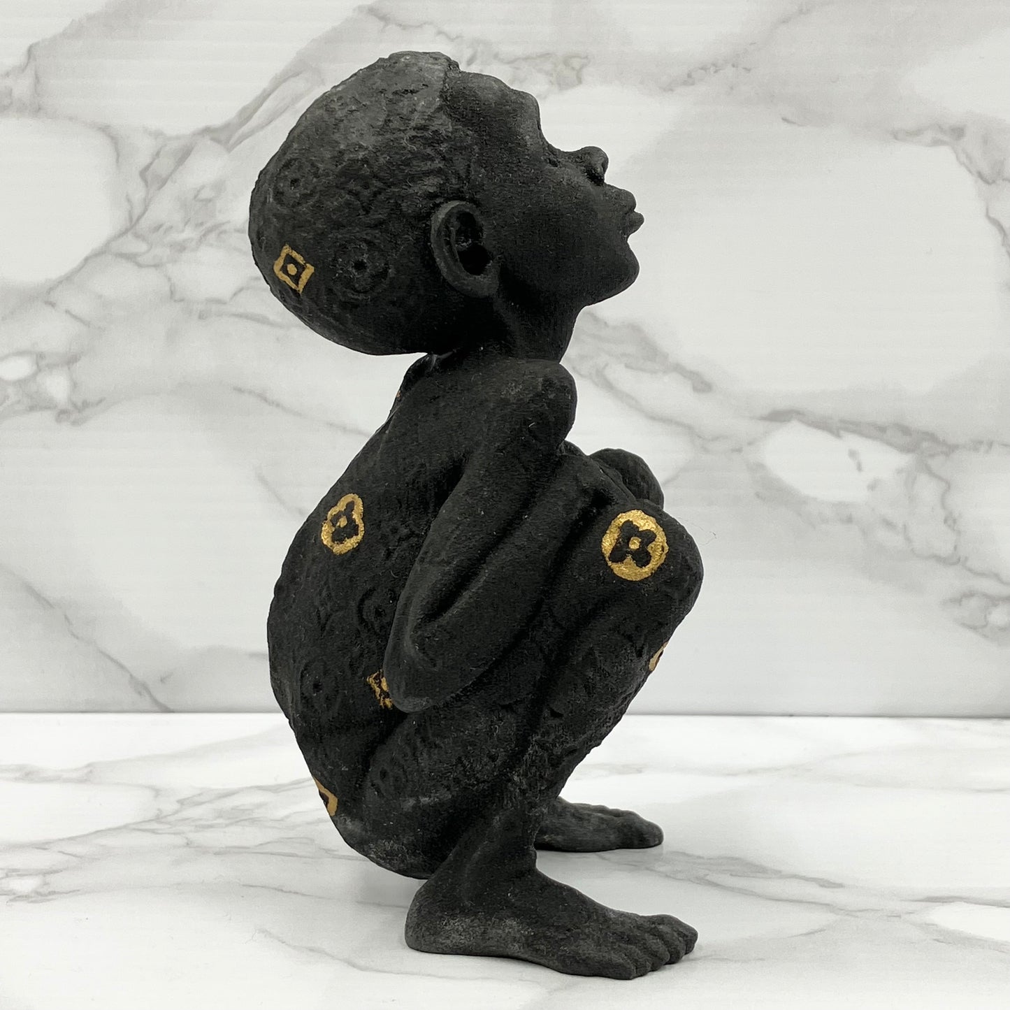 LOUIS VUITTON BEEJOIR Bronze statue, limited to 500 pieces worldwide