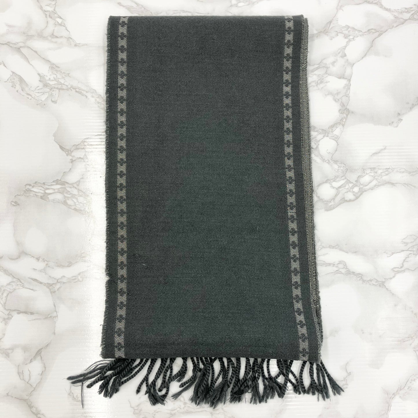 LOUIS VUITTON monogram muffler