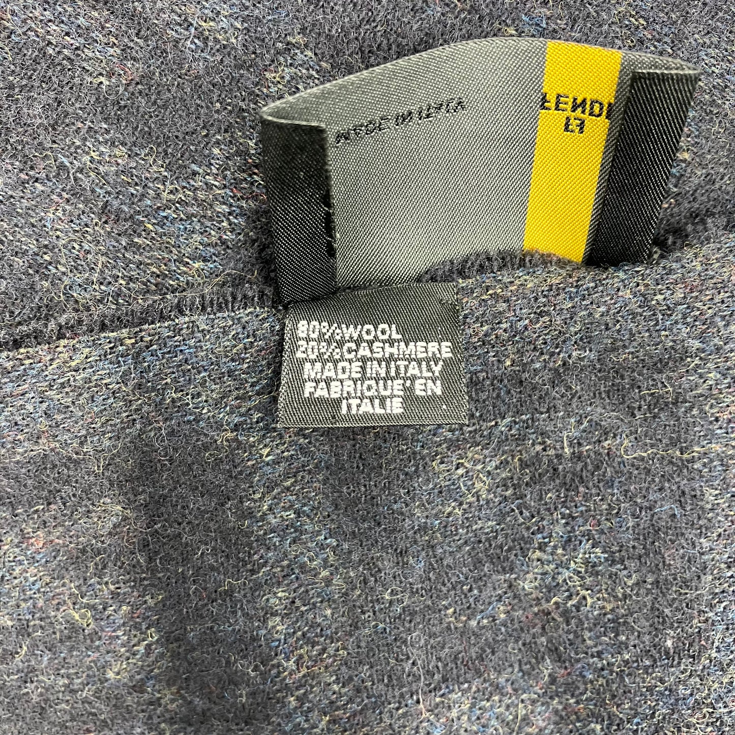 FENDI Zucca muffler