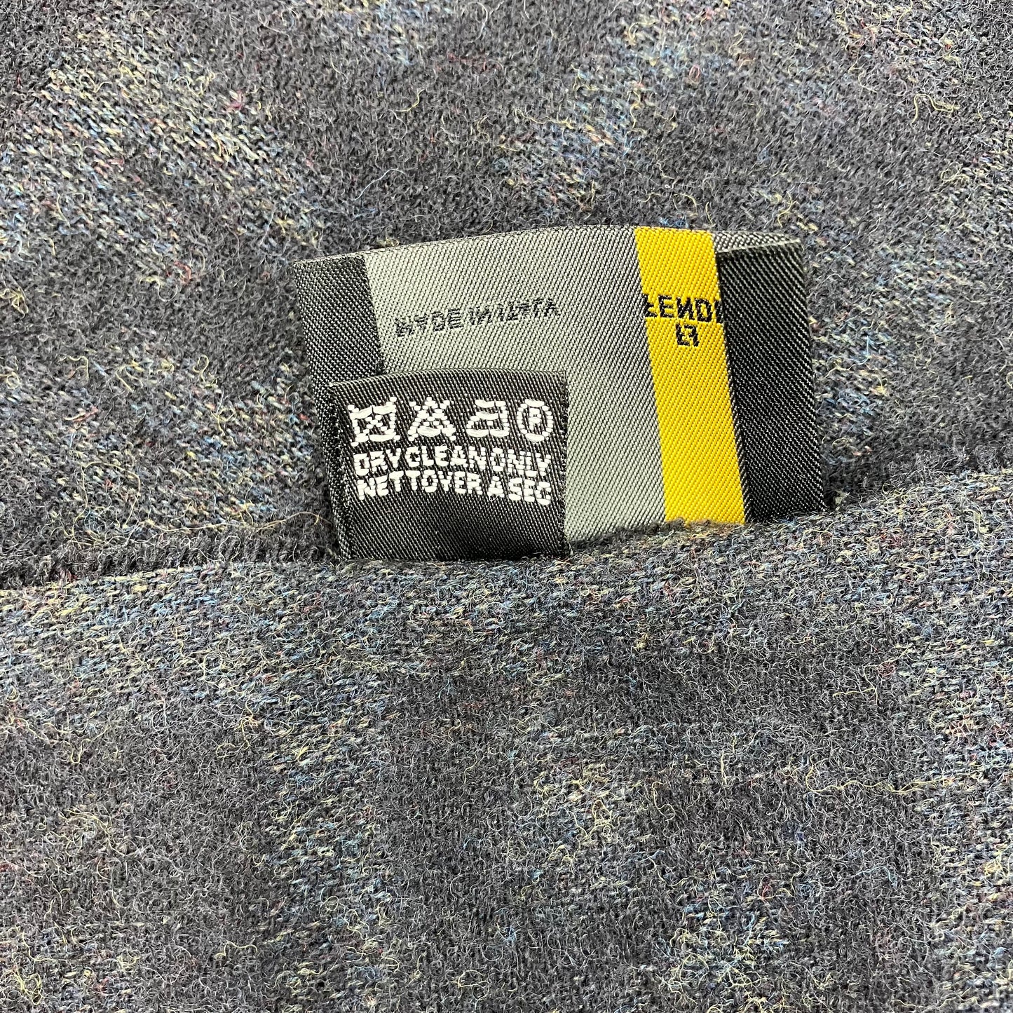 FENDI Zucca muffler