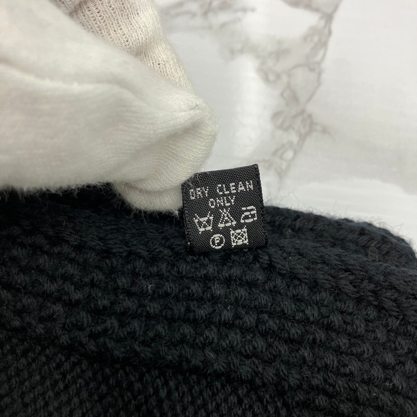 CHANEL Coco Mark Stole