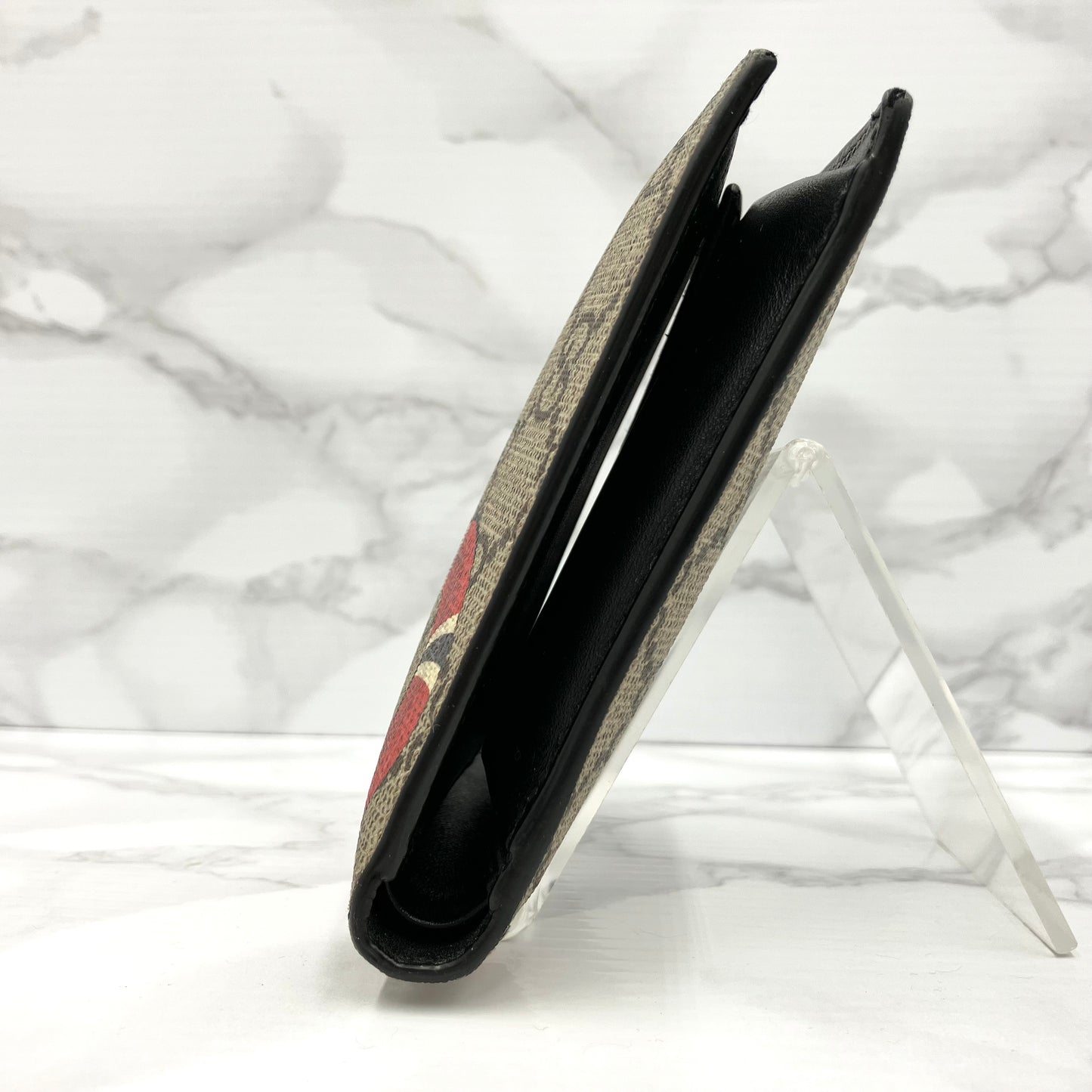 GUCCI GG Supreme Wallet