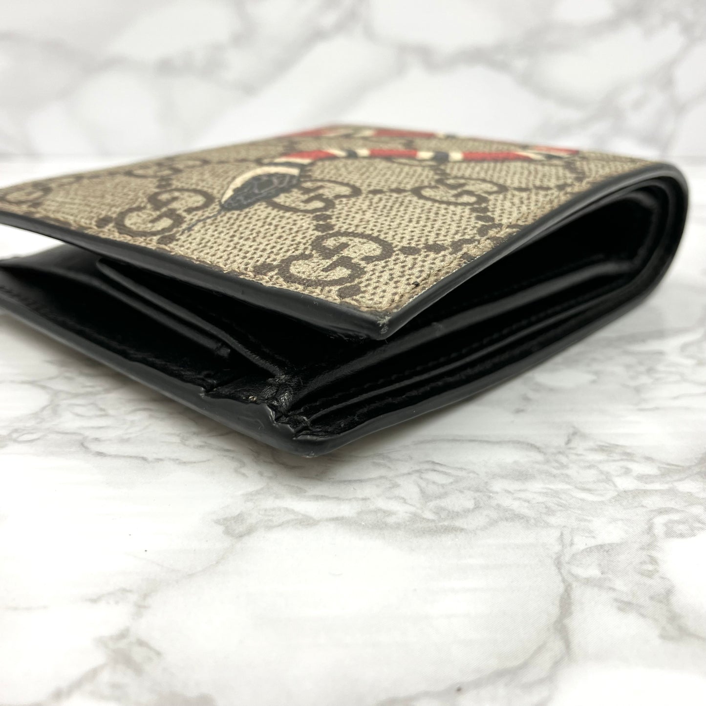GUCCI GG Supreme Wallet