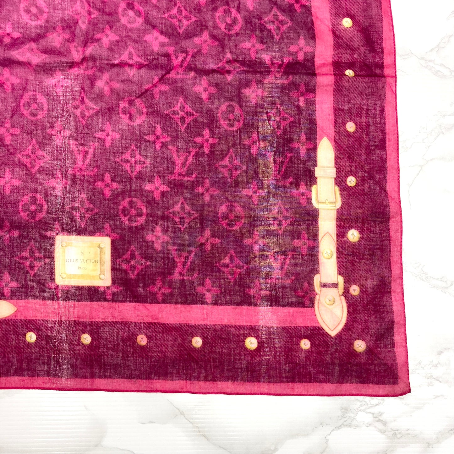 LOUIS VUITTON scarf