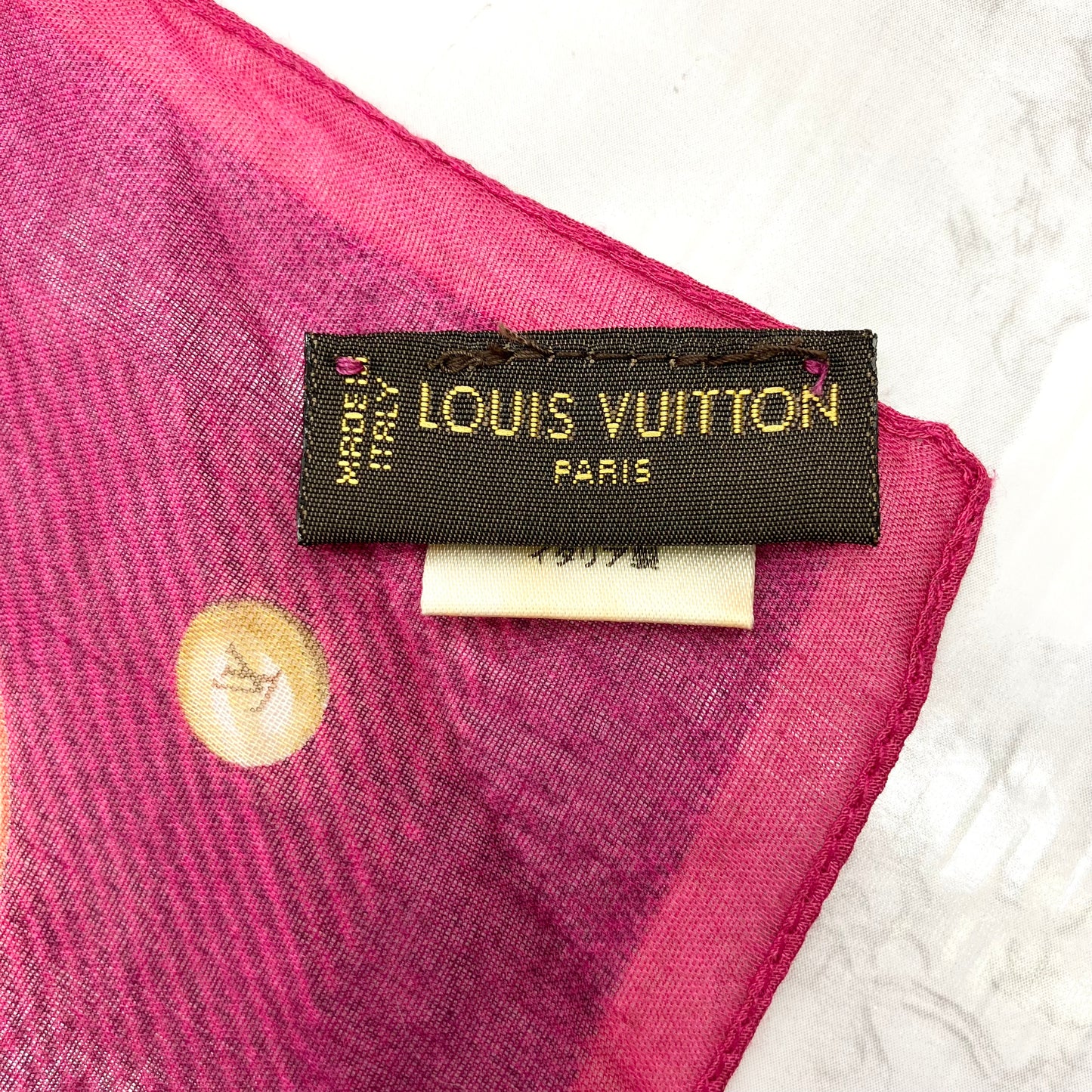 LOUIS VUITTON scarf