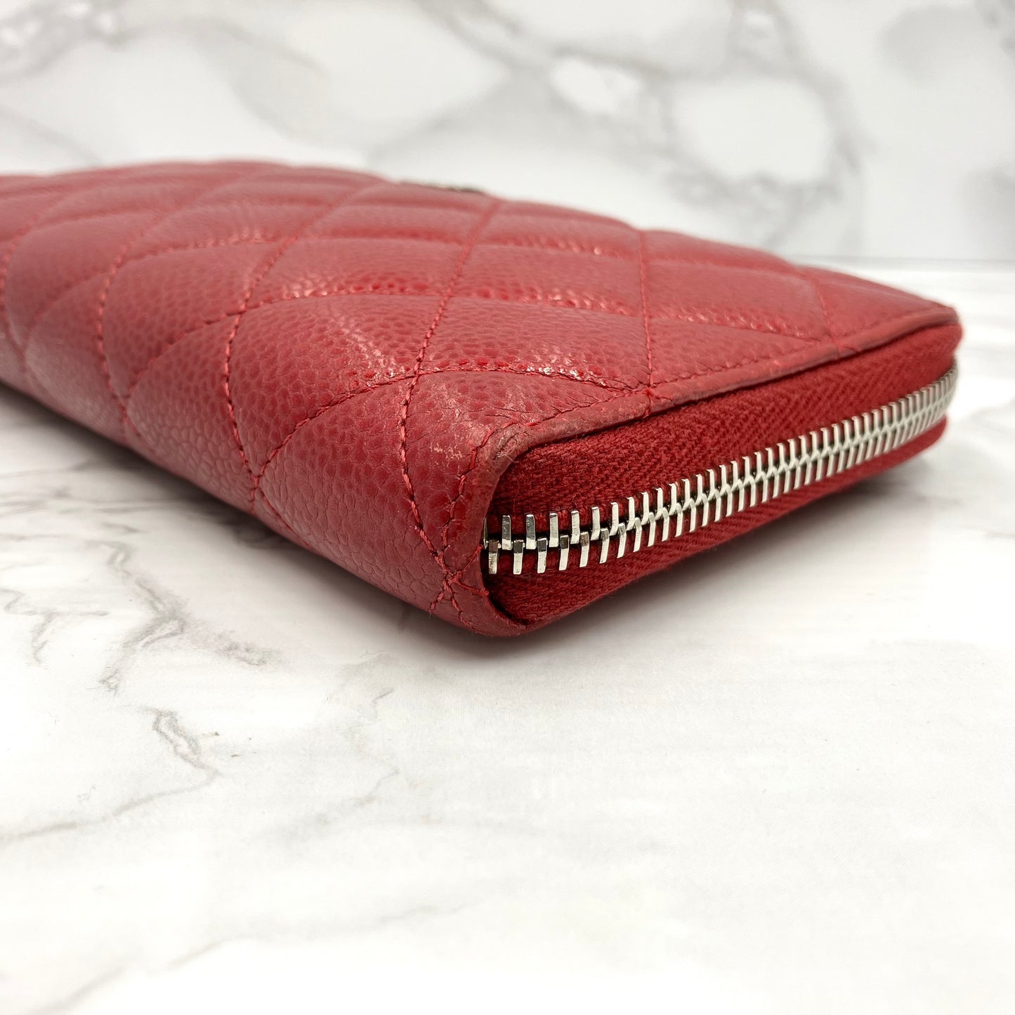 CHANEL Caviar skin long wallet