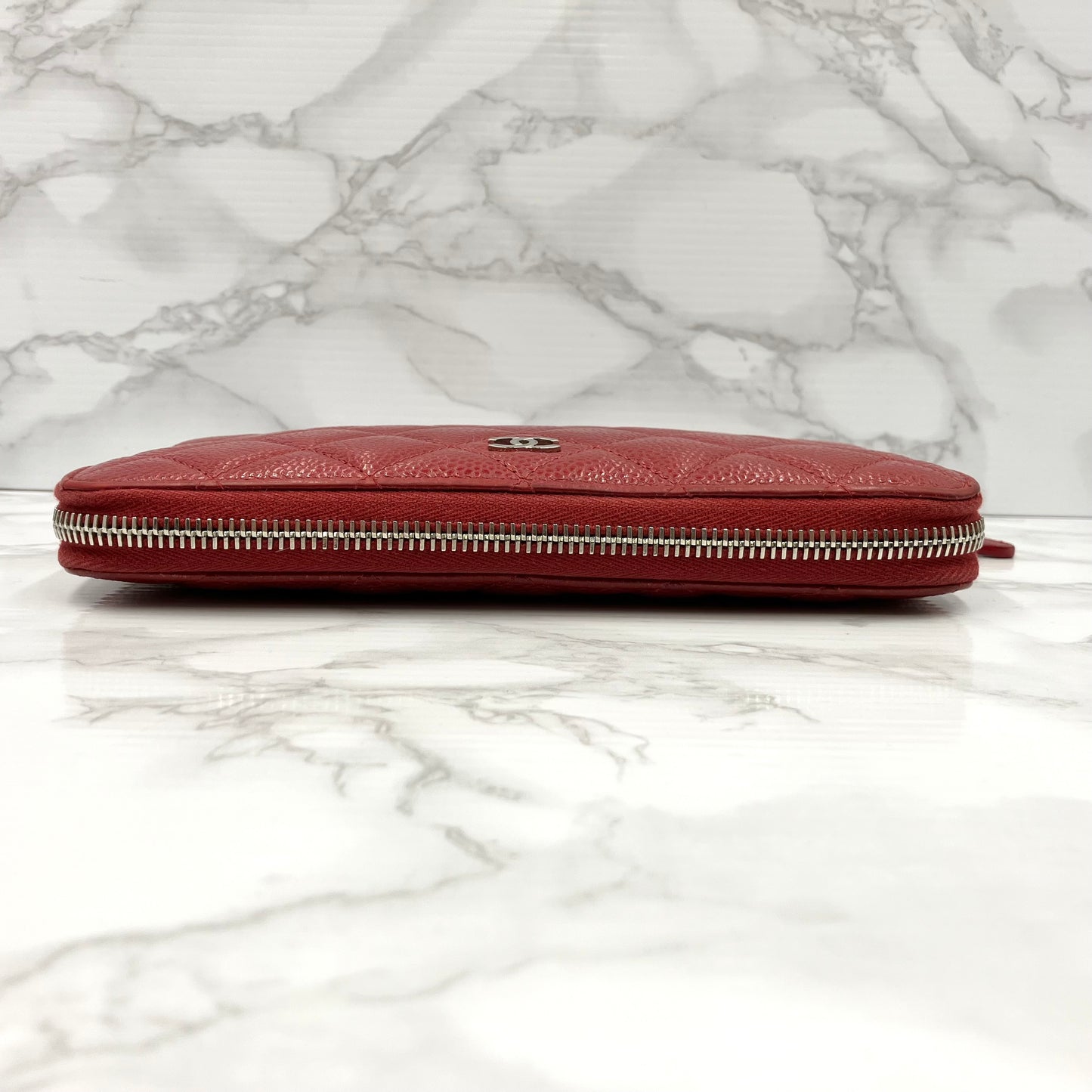 CHANEL Caviar skin long wallet
