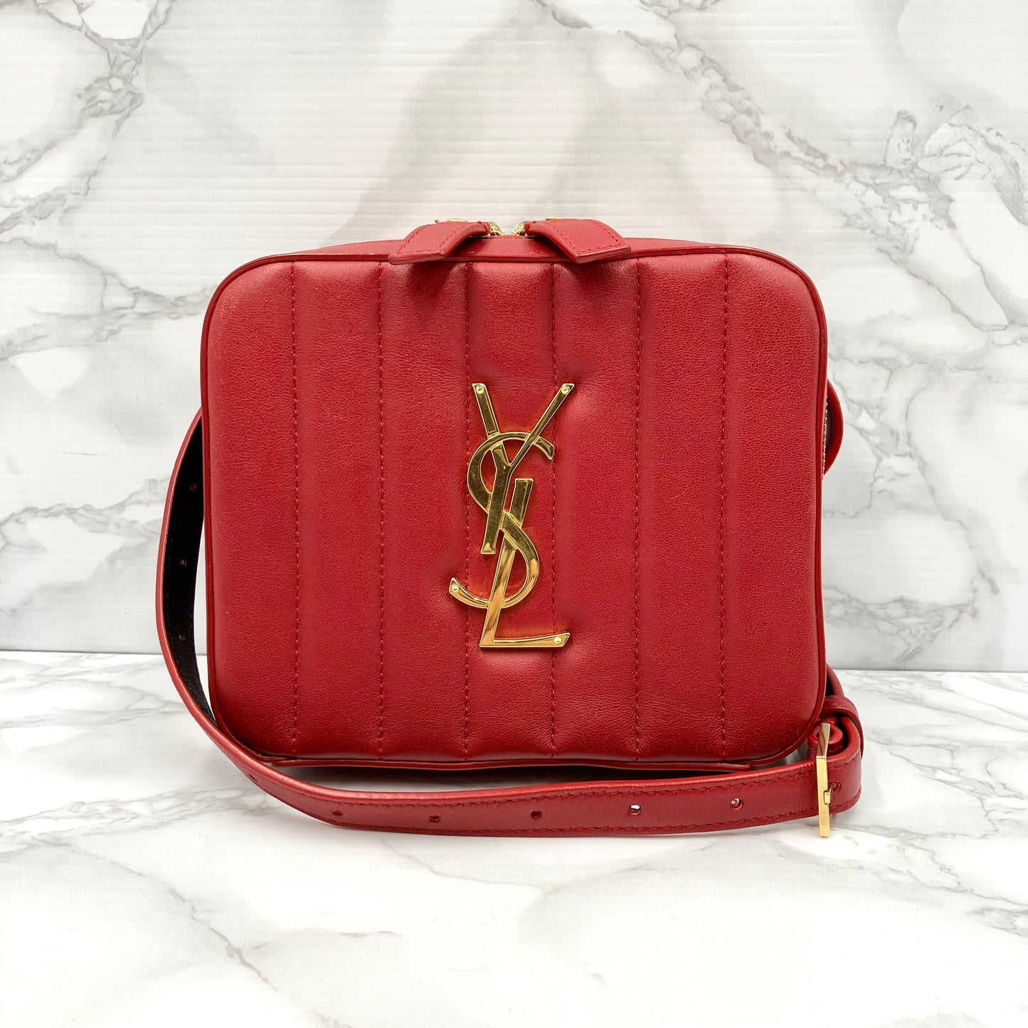 YVES SAINT LAURENT Vicky Belt Bag