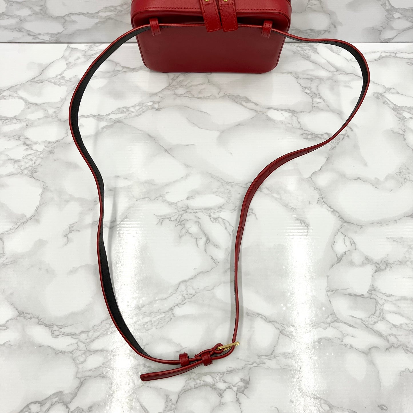 YVES SAINT LAURENT Vicky Belt Bag