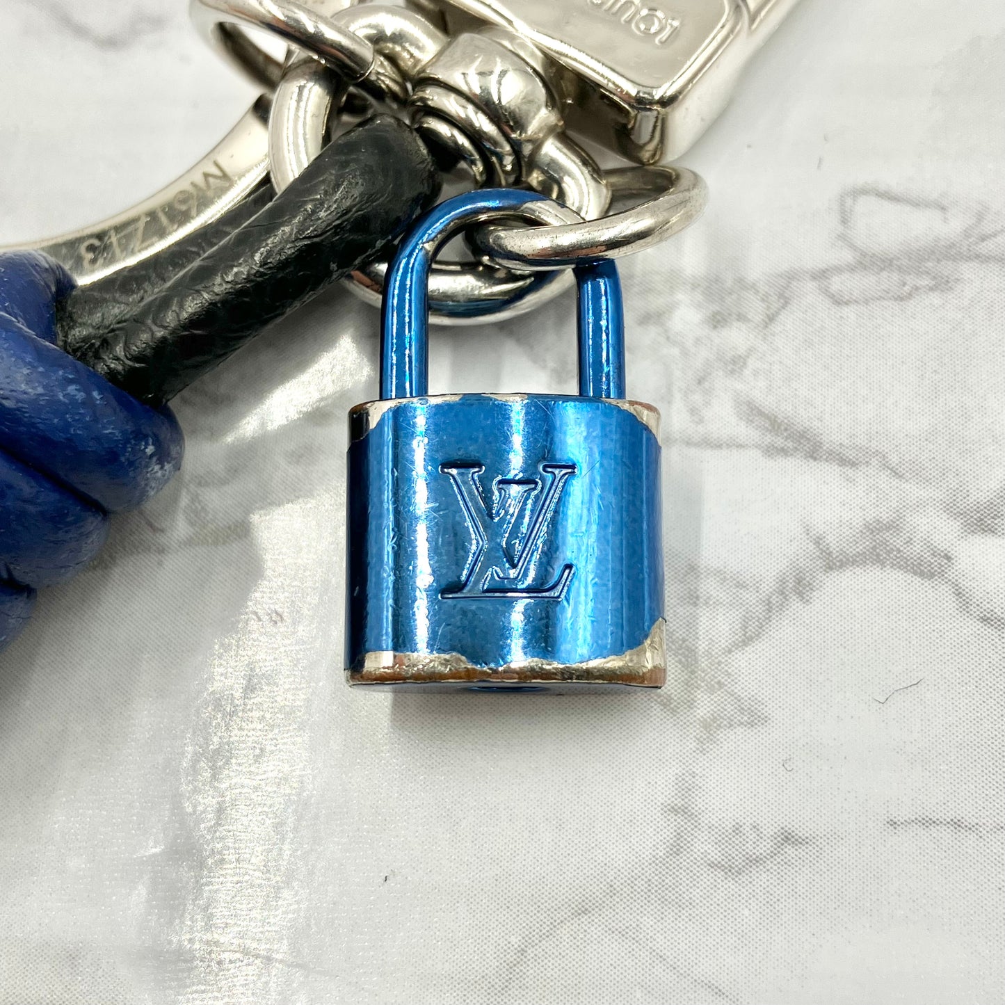 LOUIS VUITTON key charm