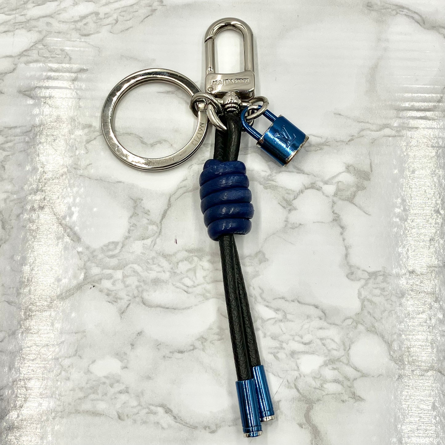 LOUIS VUITTON key charm