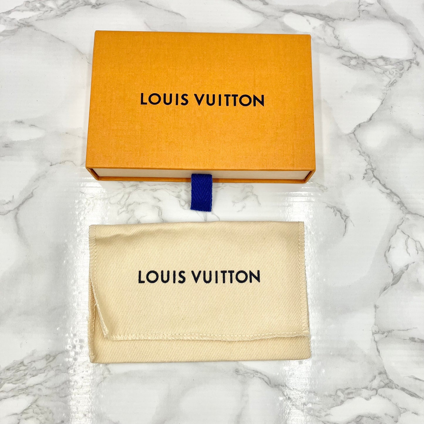 LOUIS VUITTON key charm